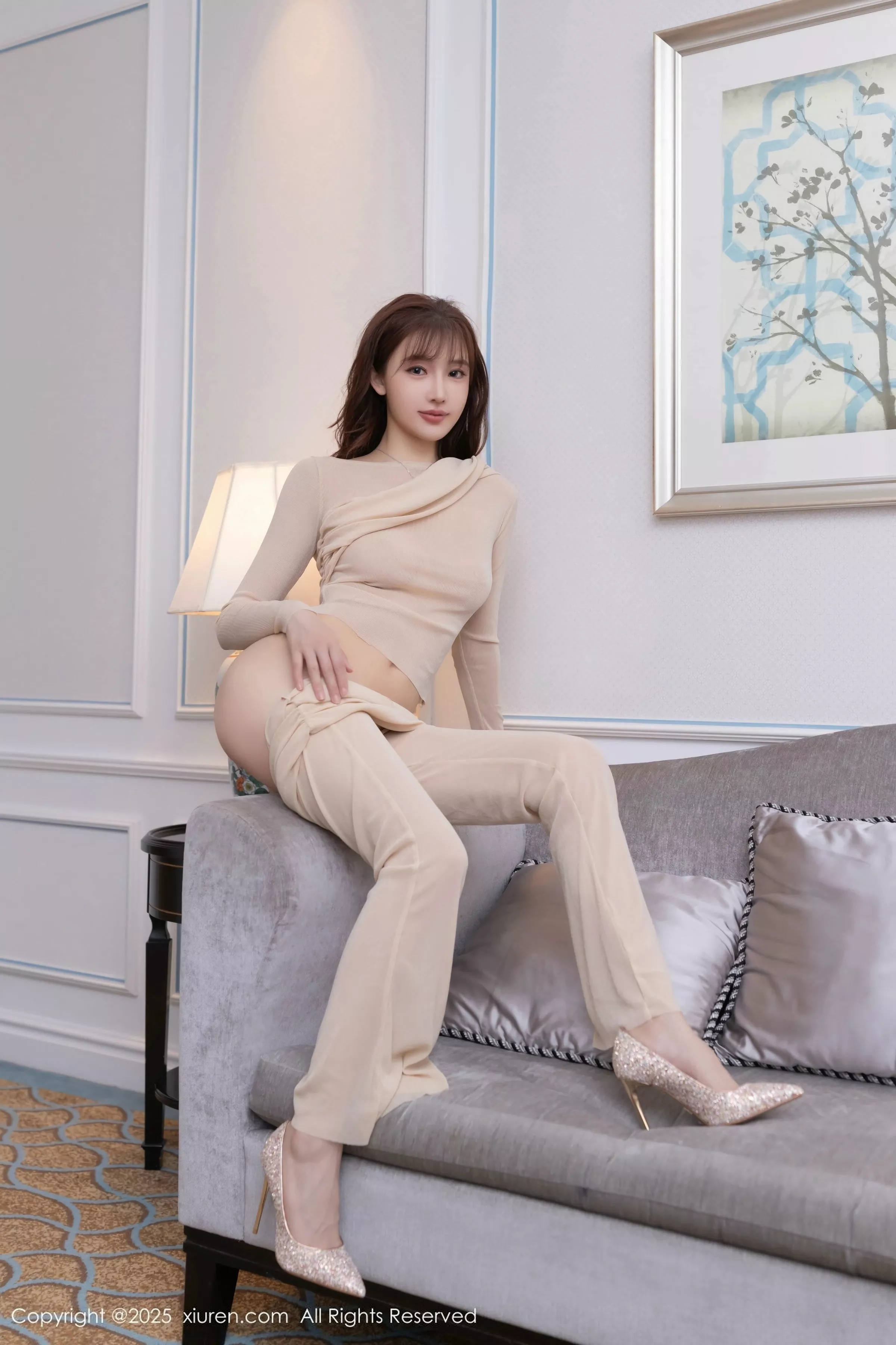 [[XiuRen秀人网]秀人网]No.10436_模特陆萱萱性感白色情趣内衣配白色丝袜秀柔美身材撩人诱惑写真80P