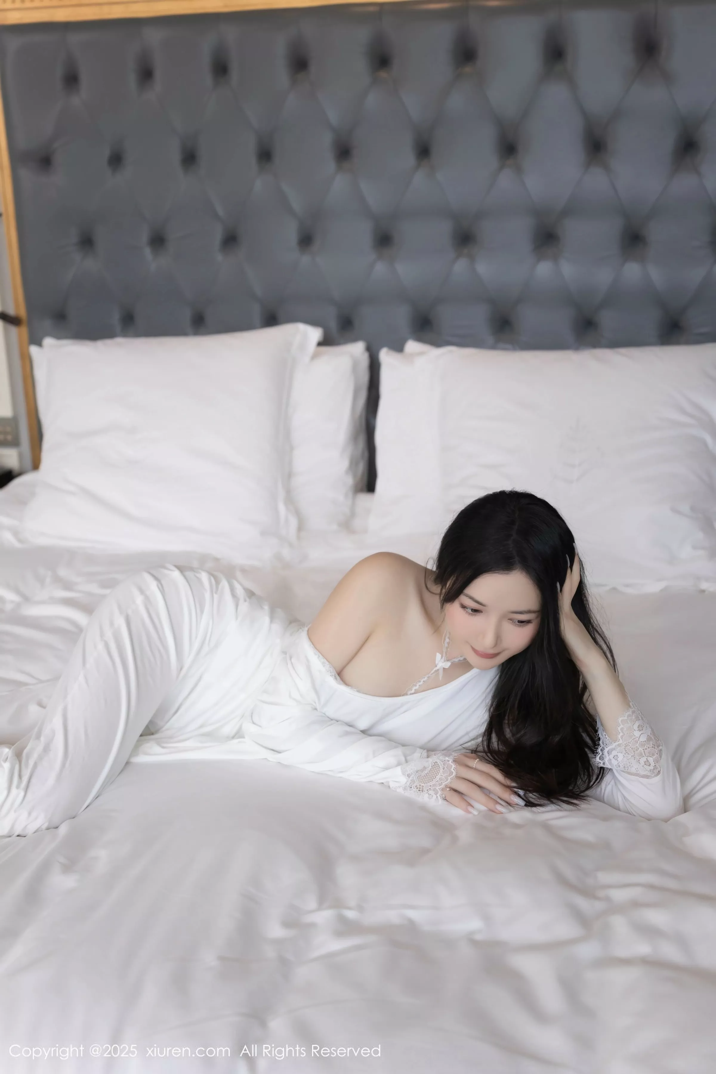 [[XiuRen秀人网]秀人网]No.10445_模特鱼子酱Fish性感白色连衣裙露白色内衣秀曼妙身材诱惑写真81P