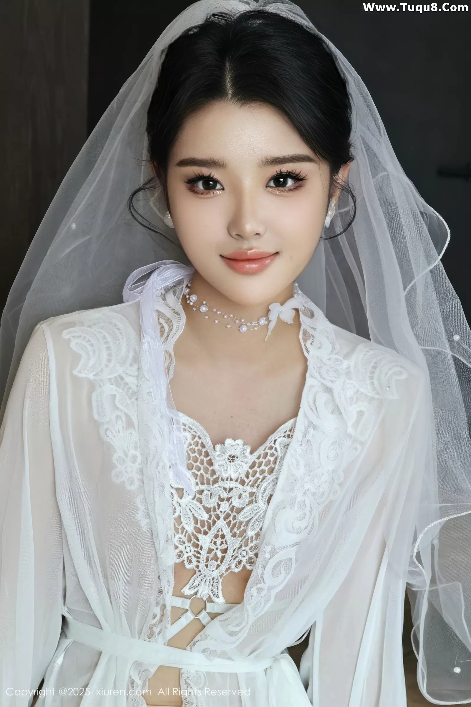 [[XiuRen秀人网]秀人网]No.10559_新人模特糯梨子性感白色情趣婚纱配白色丝袜秀曼妙身姿诱惑写真70P