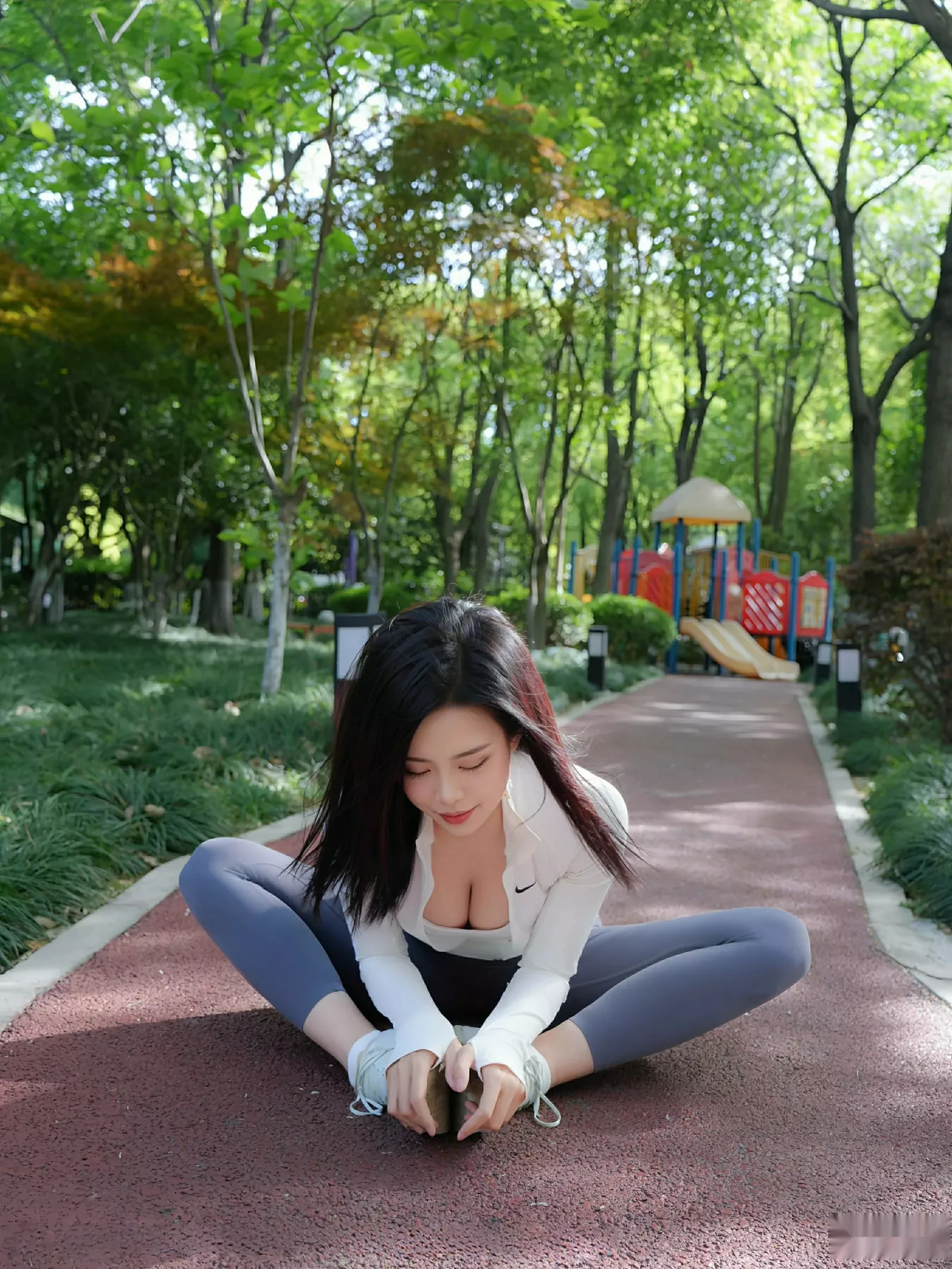 [[XiuRen秀人网]秀人网]No.10595_模特玫瑰我爱你性感白蓝瑜伽运动服紧身秀凹凸身材惹火诱惑写真81P