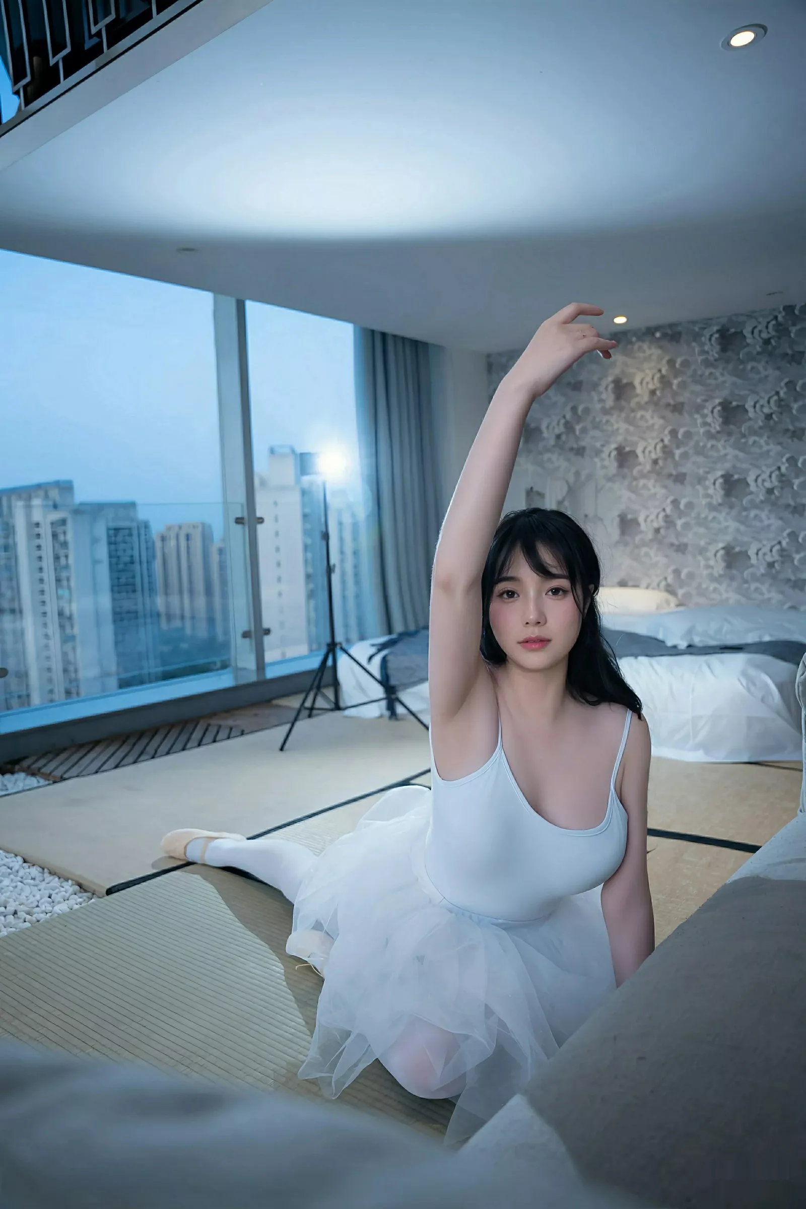 [[XiuRen秀人网]秀人网]No.10575_模特软情性感白色芭蕾短裙配白色丝袜秀曼妙身姿完美诱惑写真78P