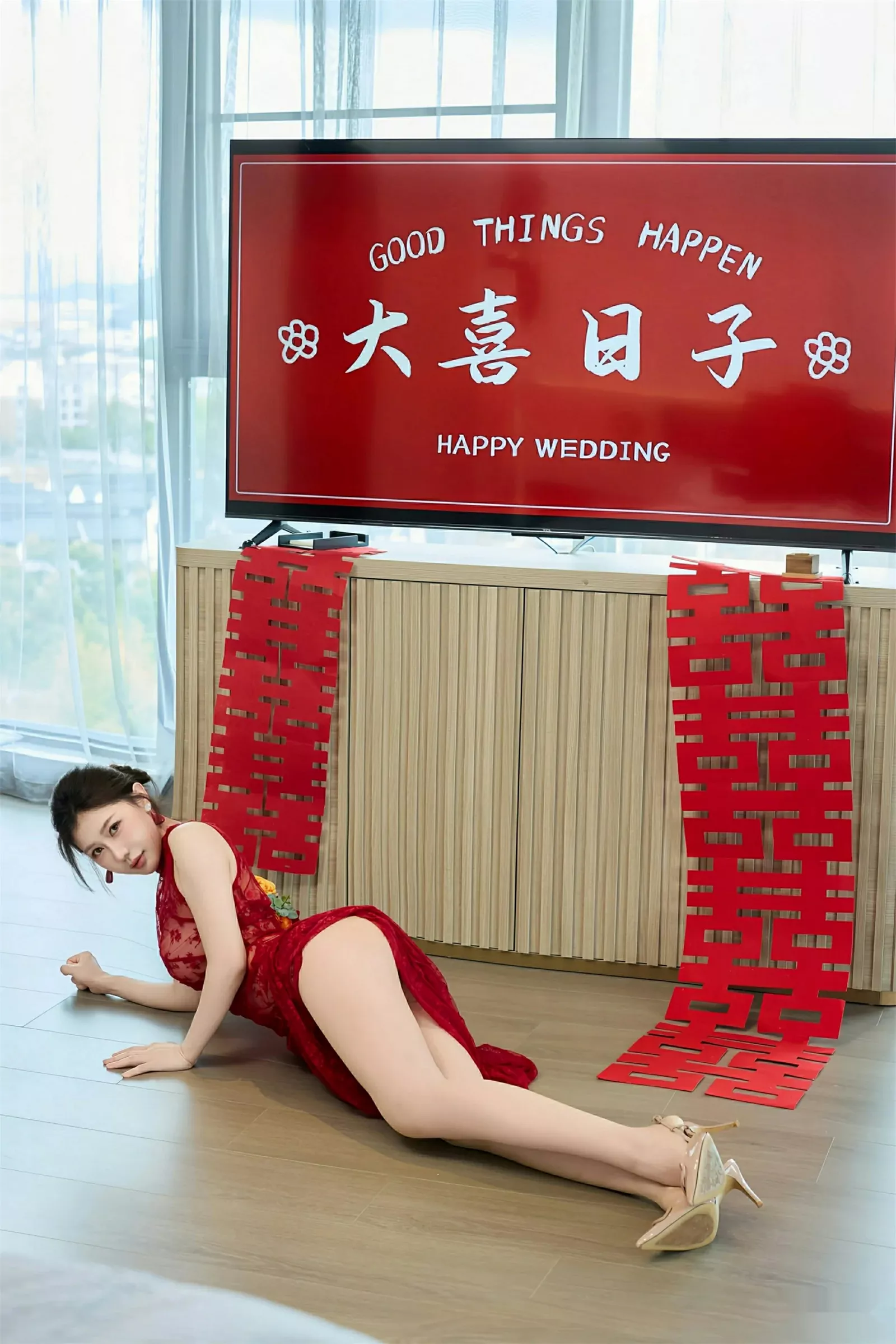 [[XiuRen秀人网]秀人网]No.10578_模特尹甜甜性感红色新娘晨袍配肉色丝袜秀完美身材迷人诱惑写真69P