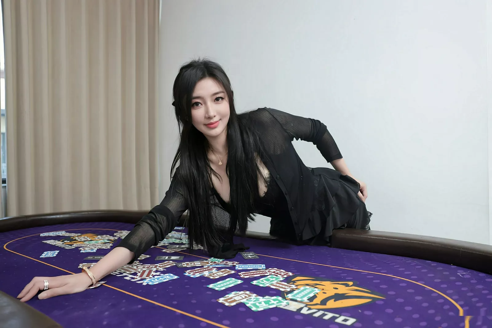 [[XiuRen秀人网]秀人网]No.10592_模特苏一诺性感黑色情趣内衣配黑丝吊袜秀曼妙身姿惹火诱惑写真80P