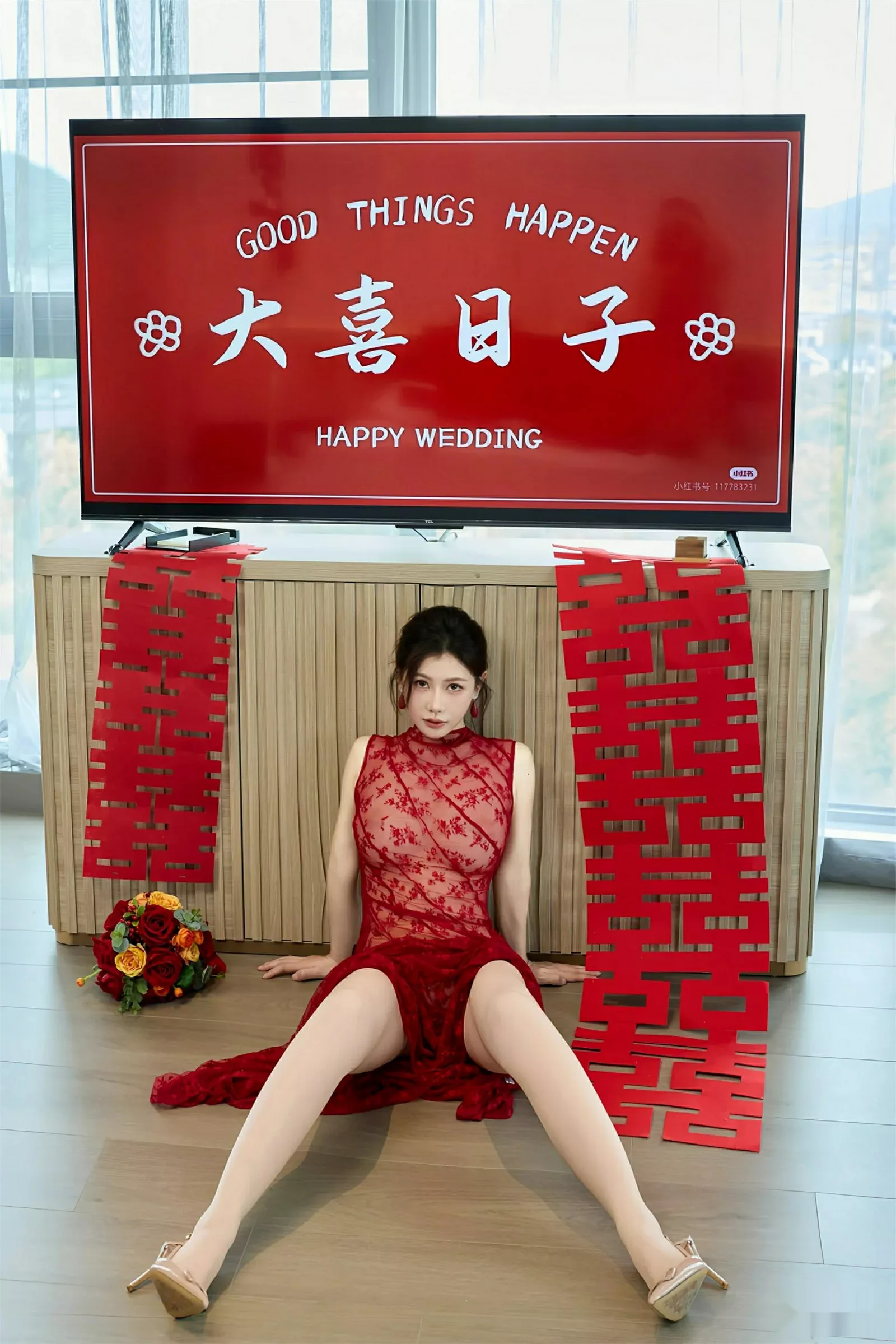 [[XiuRen秀人网]秀人网]No.10578_模特尹甜甜性感红色新娘晨袍配肉色丝袜秀完美身材迷人诱惑写真69P