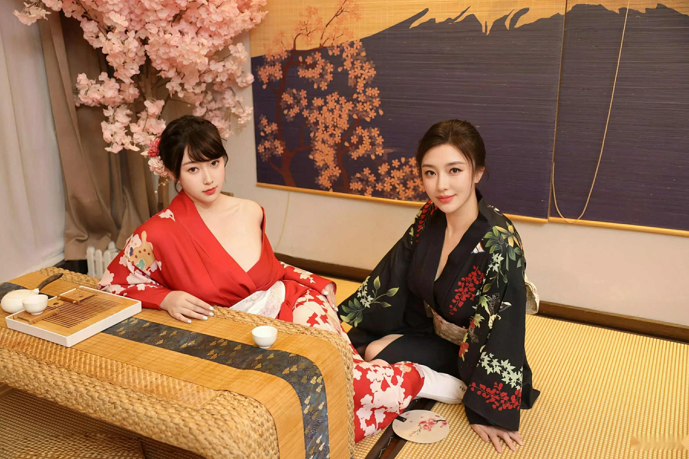 [[XiuRen秀人网]秀人网]No.10624_模特李沁恩lrene性感日系风红色服饰半脱秀丰腴身材惹火诱惑写真69P