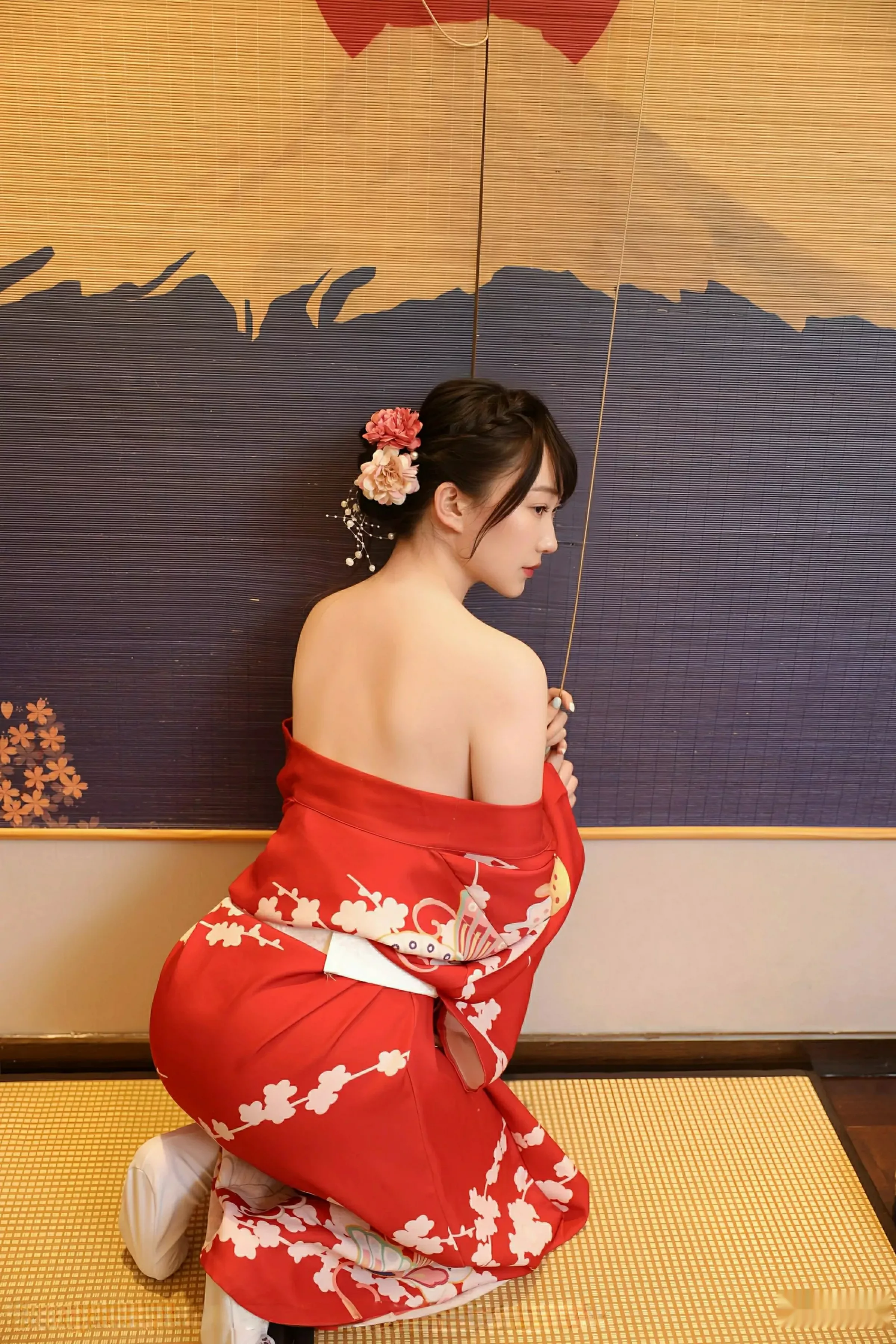 [[XiuRen秀人网]秀人网]No.10624_模特李沁恩lrene性感日系风红色服饰半脱秀丰腴身材惹火诱惑写真69P