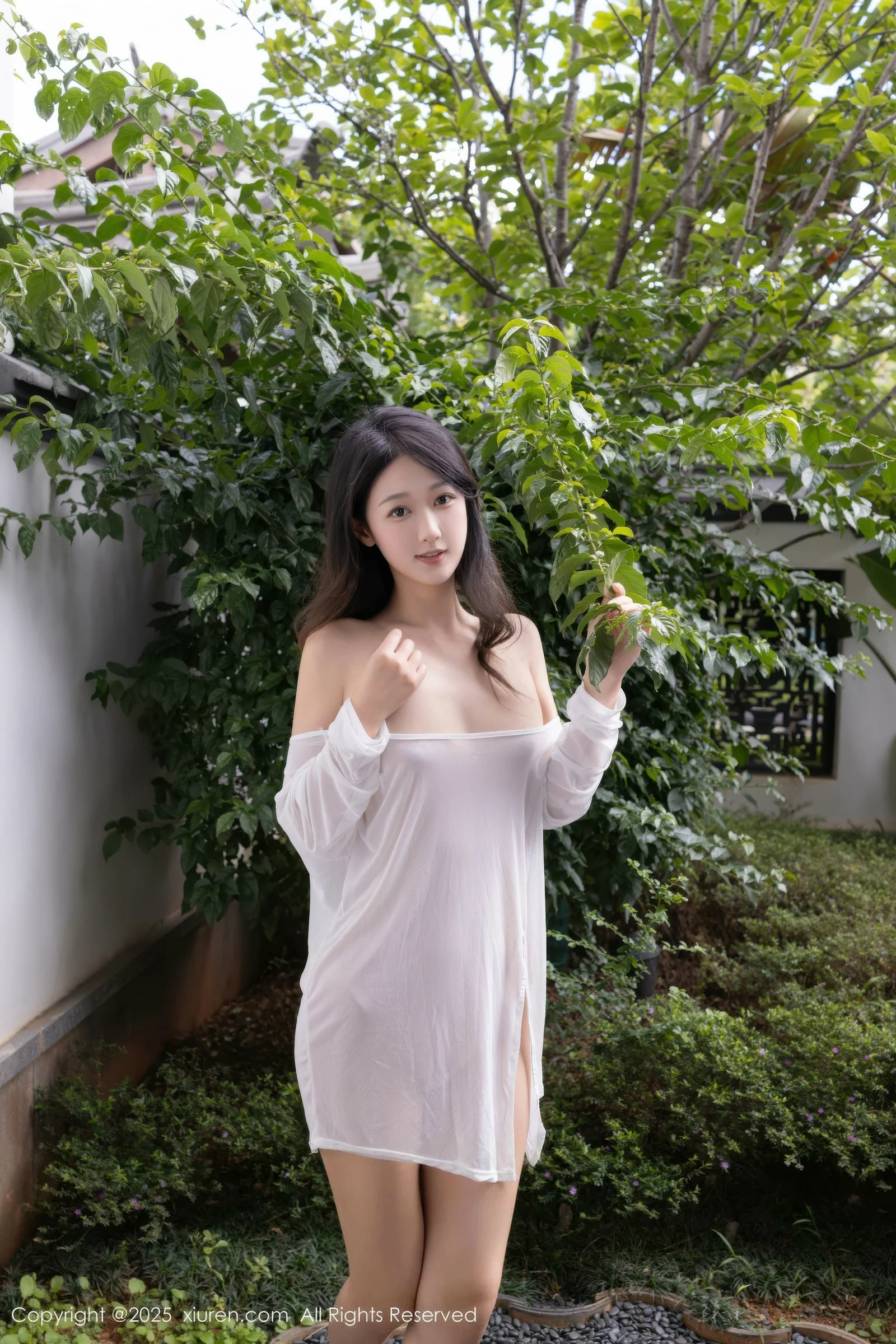 [[XiuRen秀人网]秀人网]No.10662_模特唐安琪性感红色短裙露红色泳衣秀曼妙身姿迷人诱惑写真80P