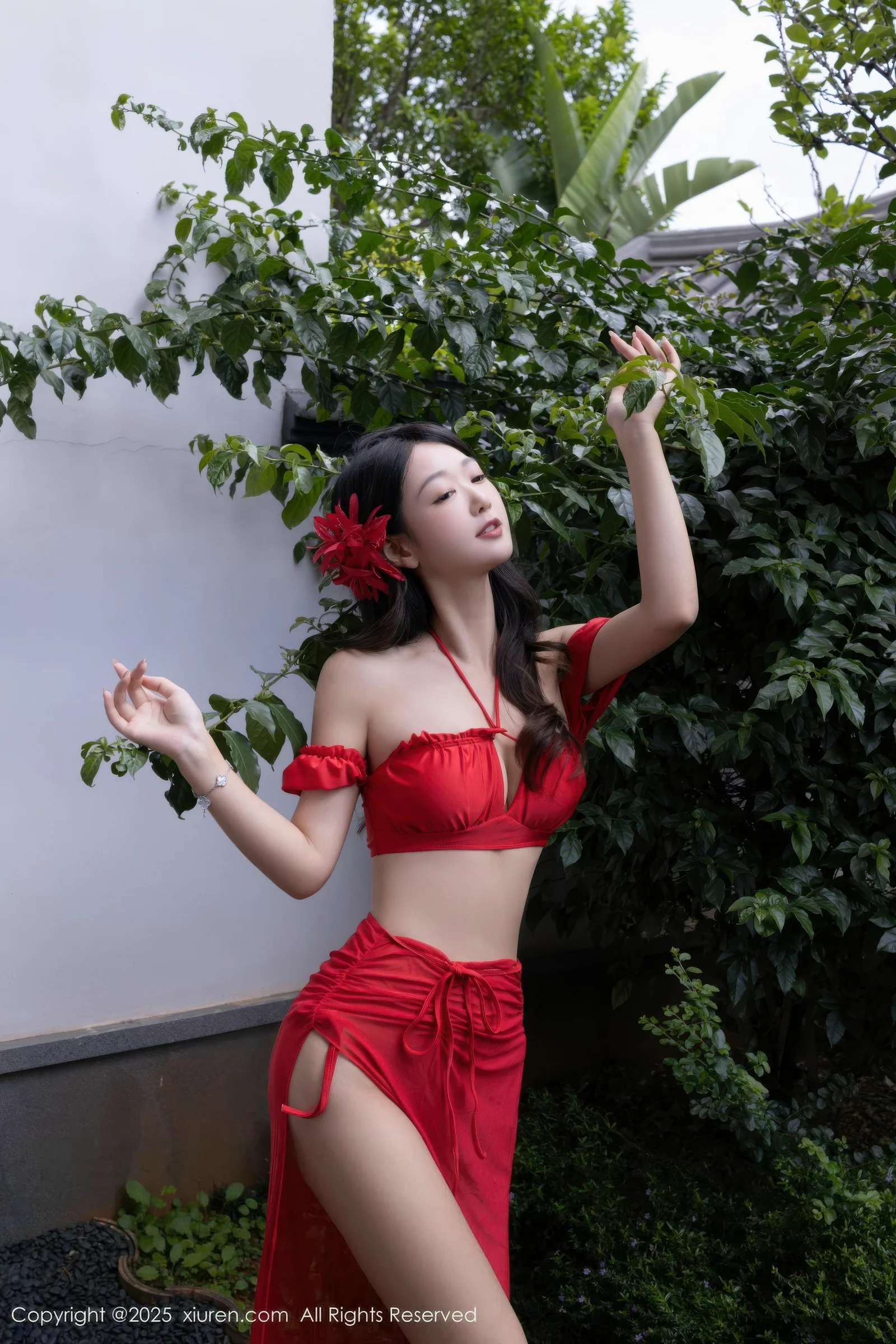 [[XiuRen秀人网]秀人网]No.10662_模特唐安琪性感红色短裙露红色泳衣秀曼妙身姿迷人诱惑写真80P