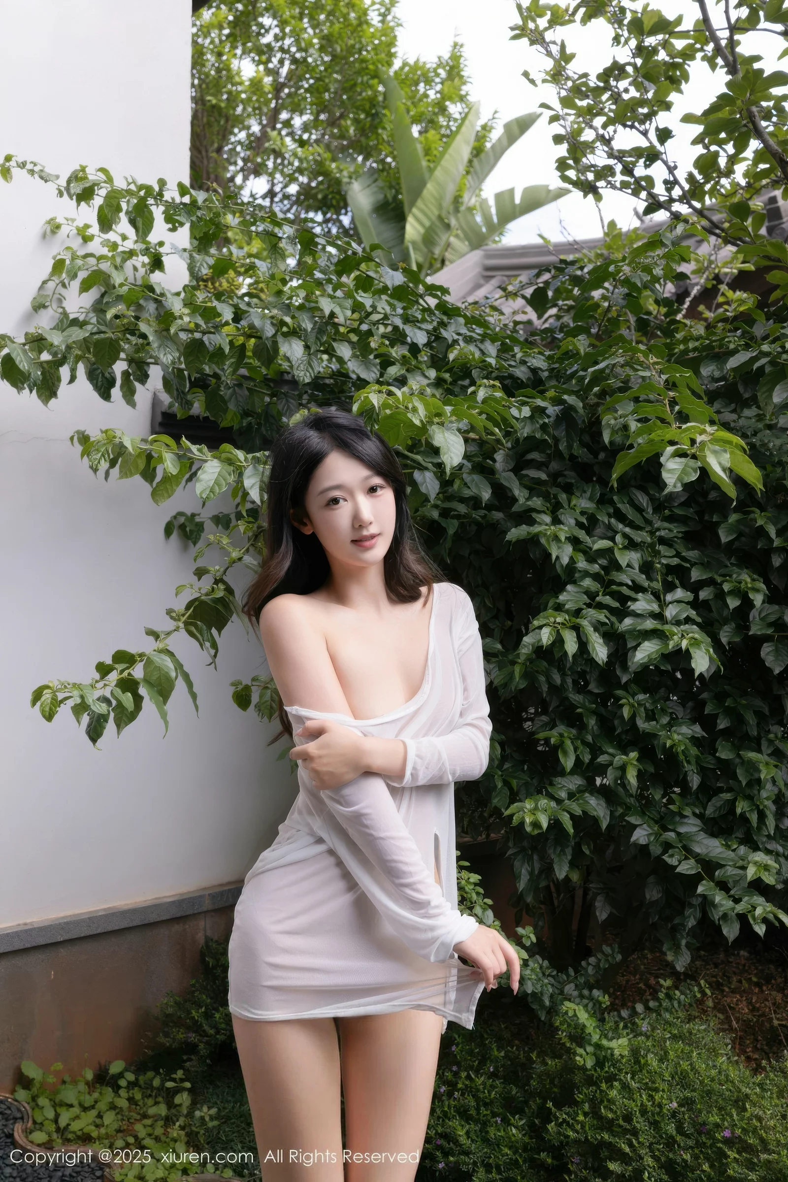 [[XiuRen秀人网]秀人网]No.10662_模特唐安琪性感红色短裙露红色泳衣秀曼妙身姿迷人诱惑写真80P