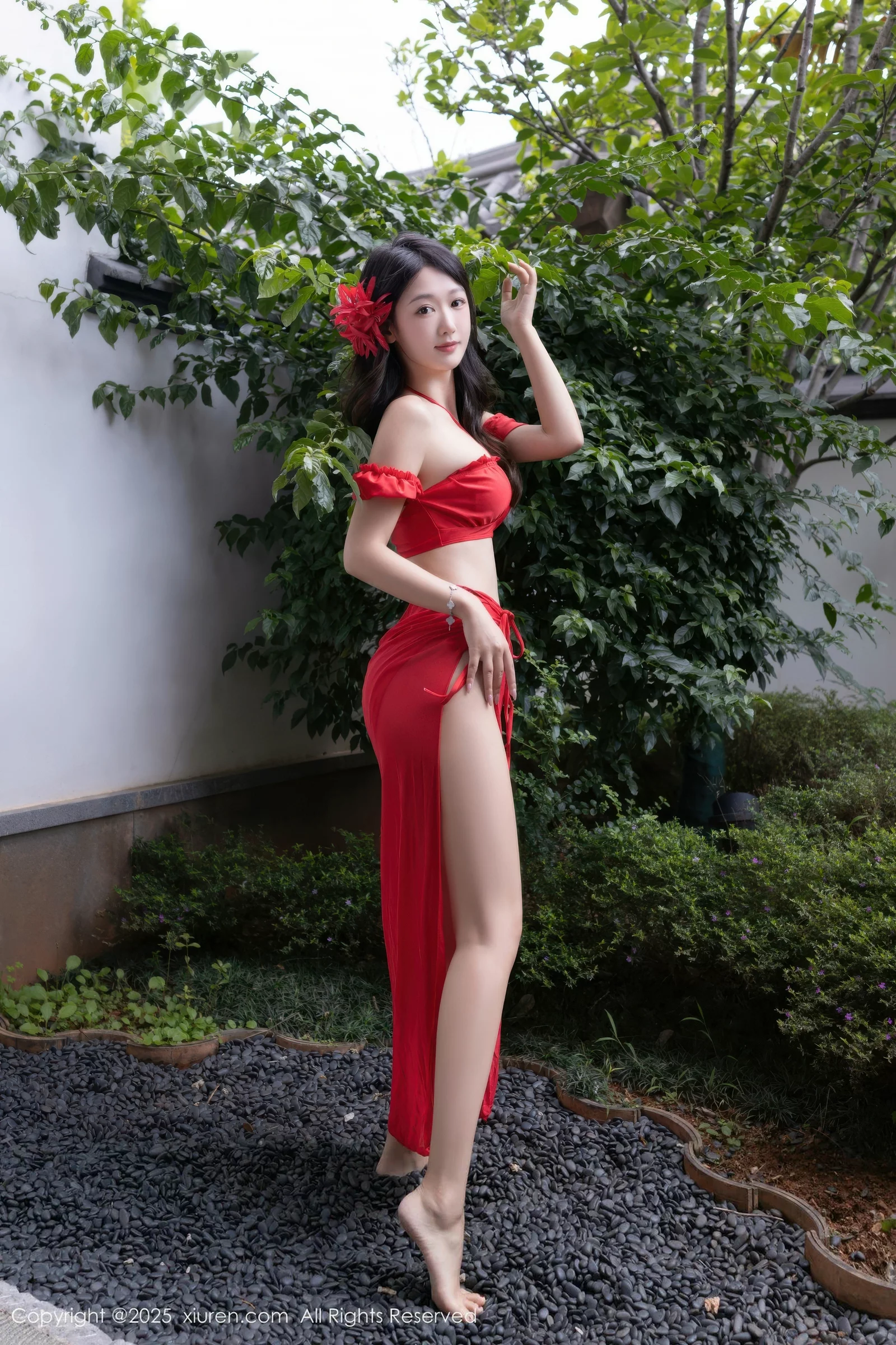 [[XiuRen秀人网]秀人网]No.10662_模特唐安琪性感红色短裙露红色泳衣秀曼妙身姿迷人诱惑写真80P