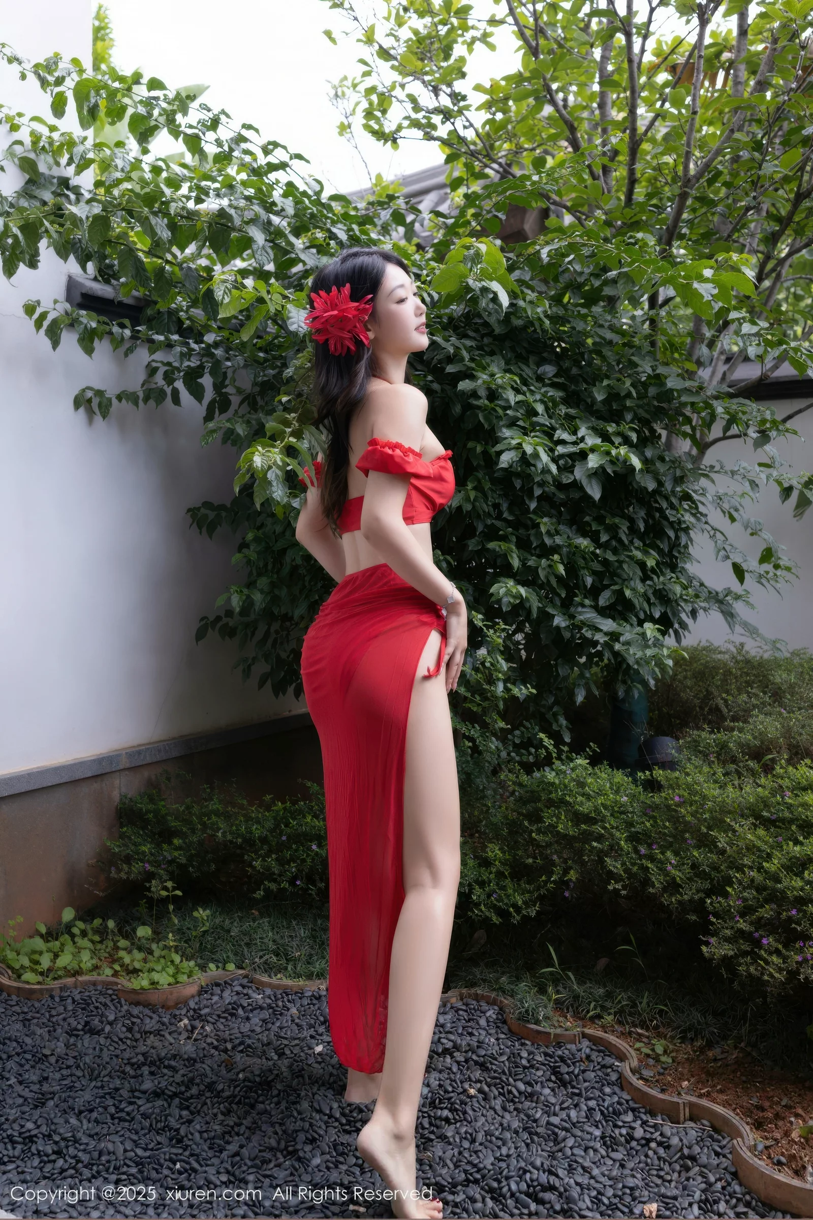 [[XiuRen秀人网]秀人网]No.10662_模特唐安琪性感红色短裙露红色泳衣秀曼妙身姿迷人诱惑写真80P