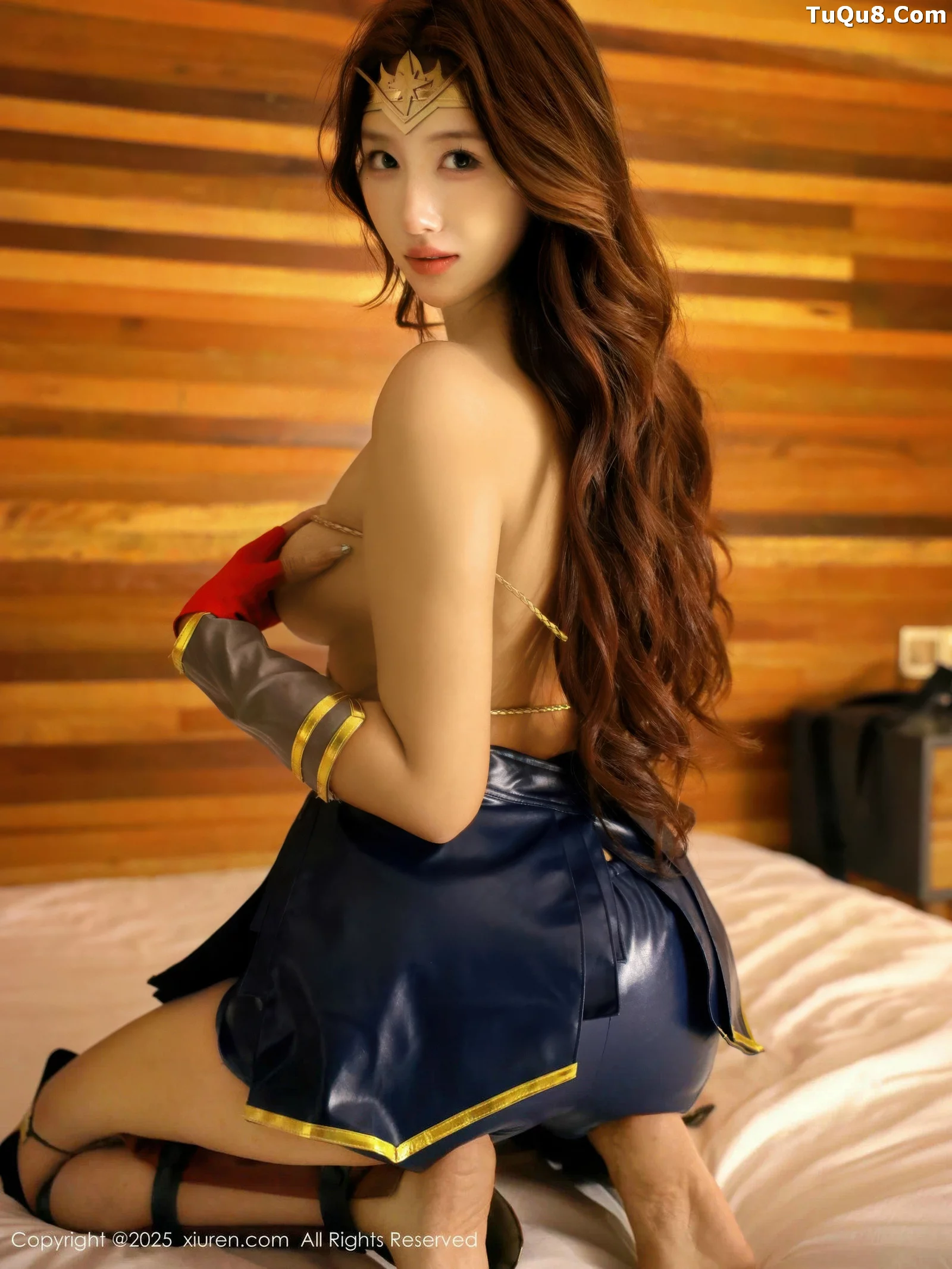 [[XiuRen秀人网]秀人网]No.10710_模特金允希Yuki性感Cos神奇女侠服饰秀完美身材迷人诱惑写真80P