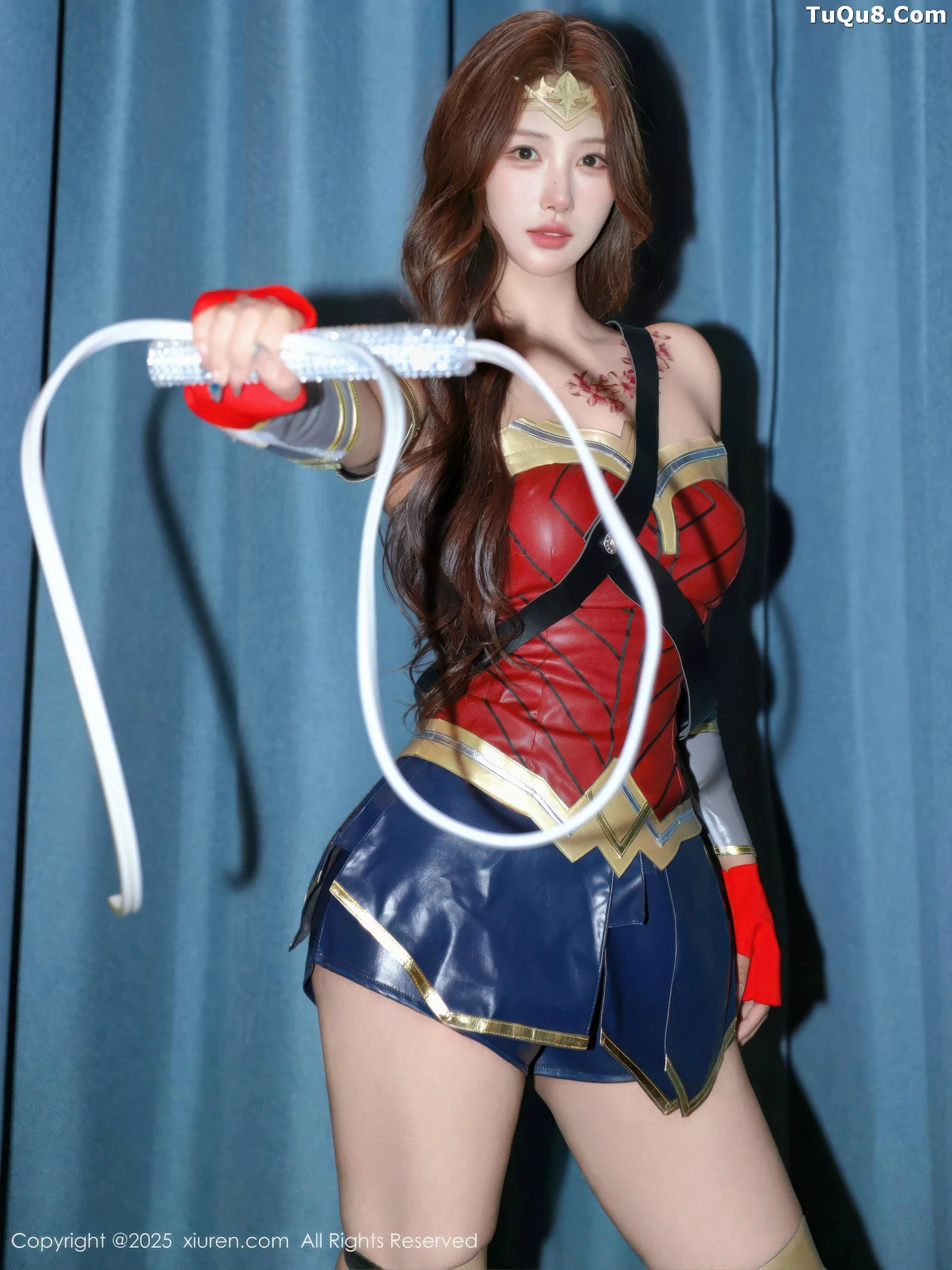 [[XiuRen秀人网]秀人网]No.10710_模特金允希Yuki性感Cos神奇女侠服饰秀完美身材迷人诱惑写真80P