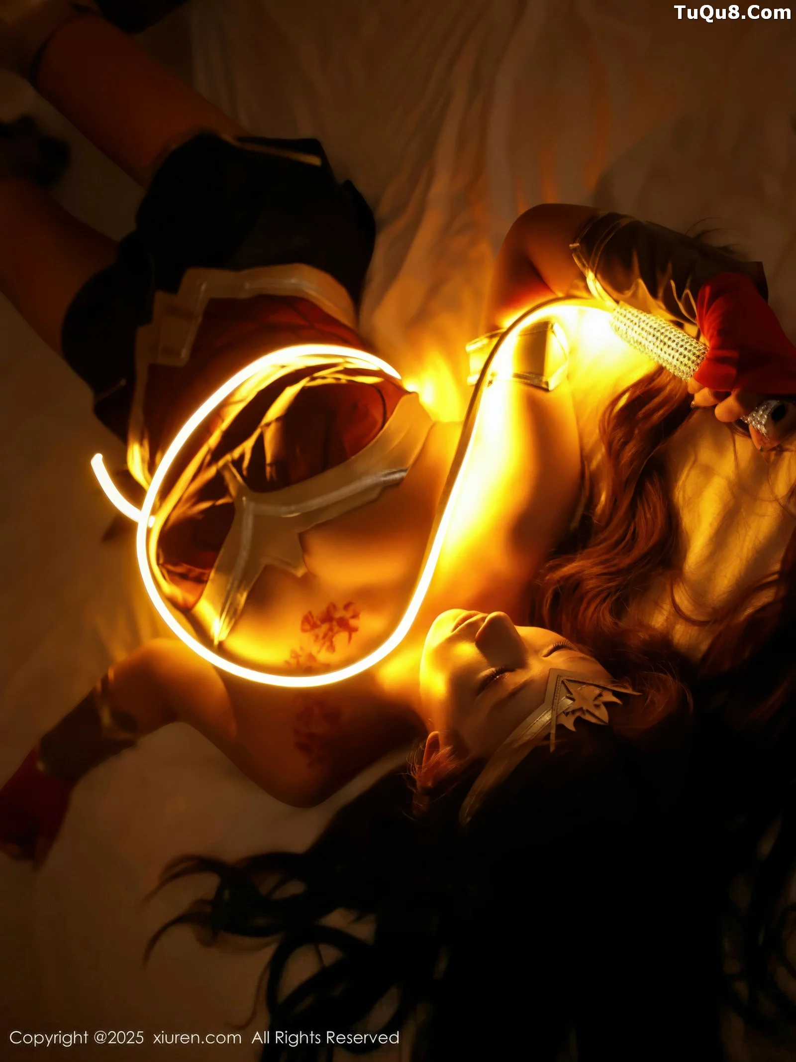 [[XiuRen秀人网]秀人网]No.10710_模特金允希Yuki性感Cos神奇女侠服饰秀完美身材迷人诱惑写真80P