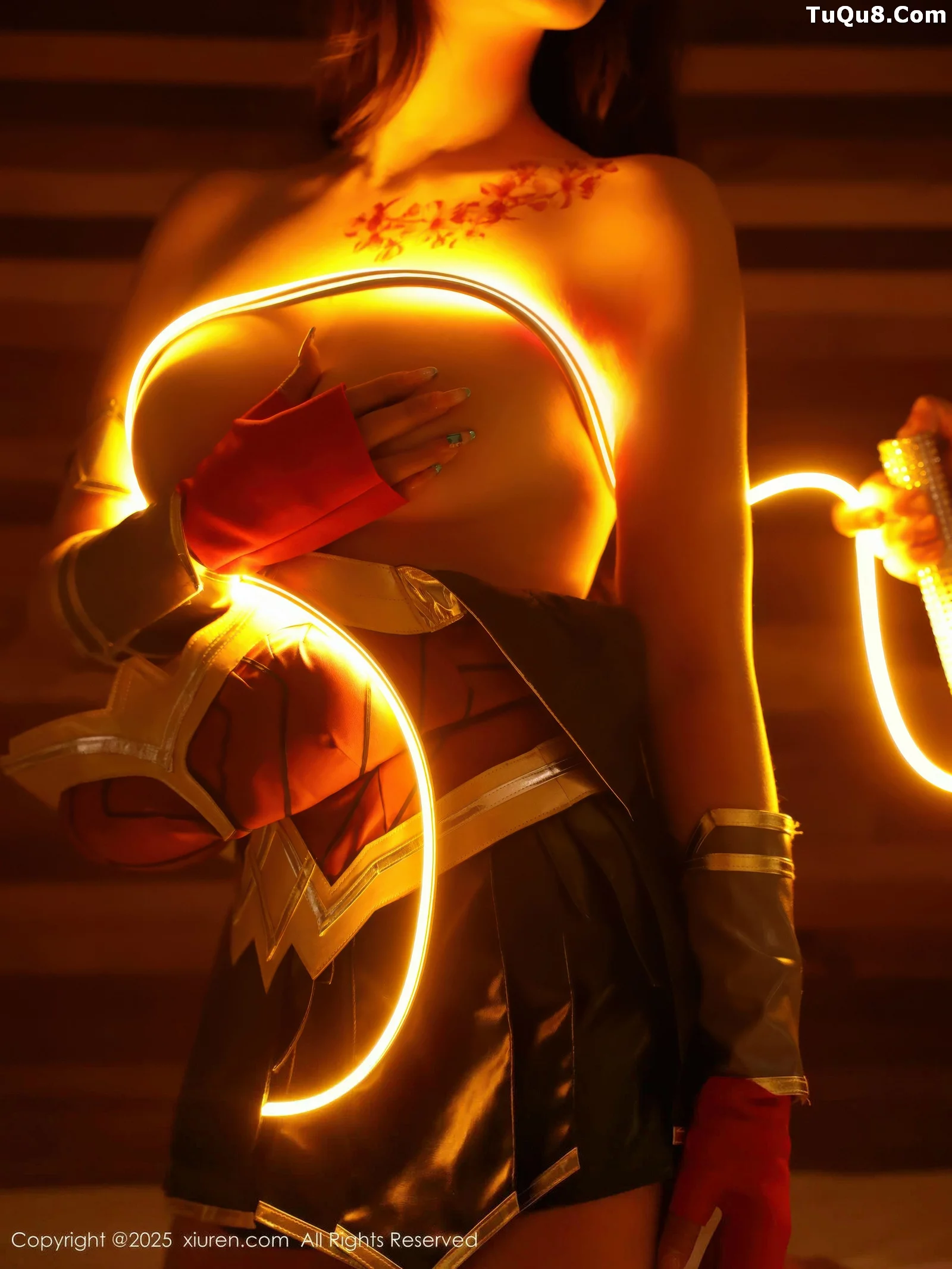 [[XiuRen秀人网]秀人网]No.10710_模特金允希Yuki性感Cos神奇女侠服饰秀完美身材迷人诱惑写真80P