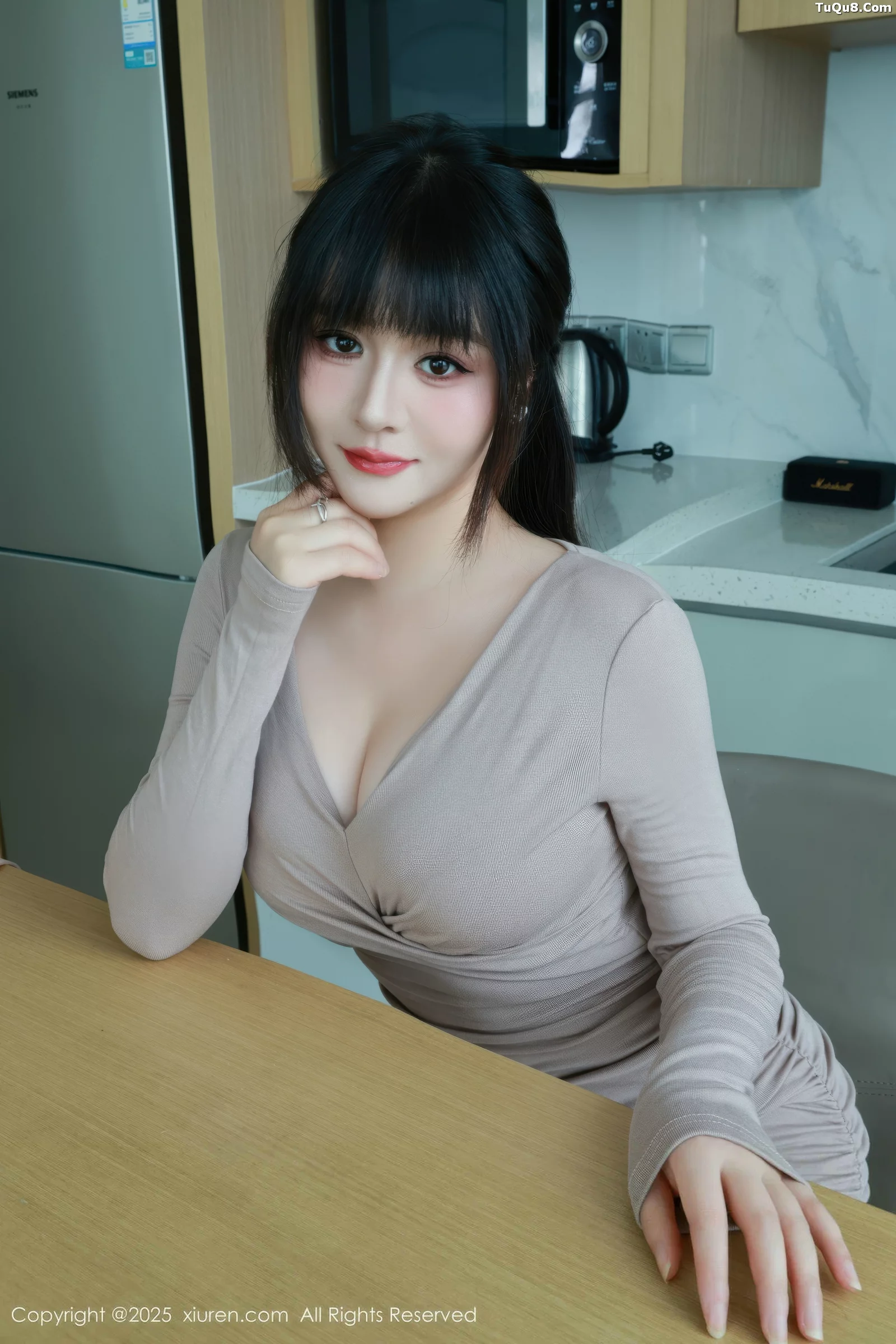 [[XiuRen秀人网]秀人网]No.10718_模特南汐RuRu性感浅色连衣短裙露白色内衣秀完美身材诱惑写真86P