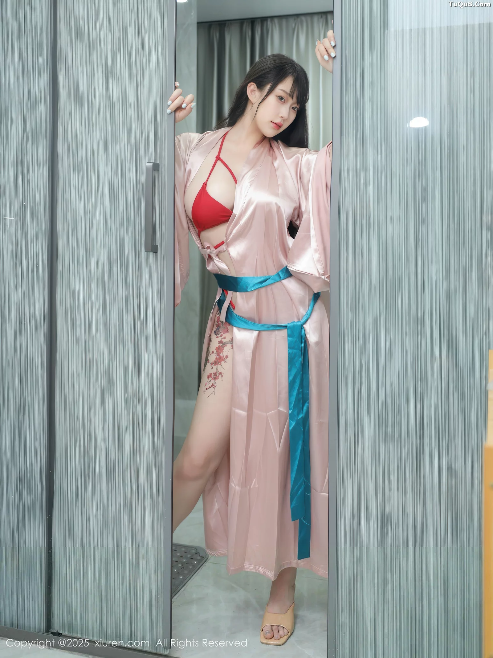 [[XiuRen秀人网]秀人网]No.10724_模特李沁恩lrene浴室场景性感红色比基尼秀丰腴身材撩人诱惑写真79P