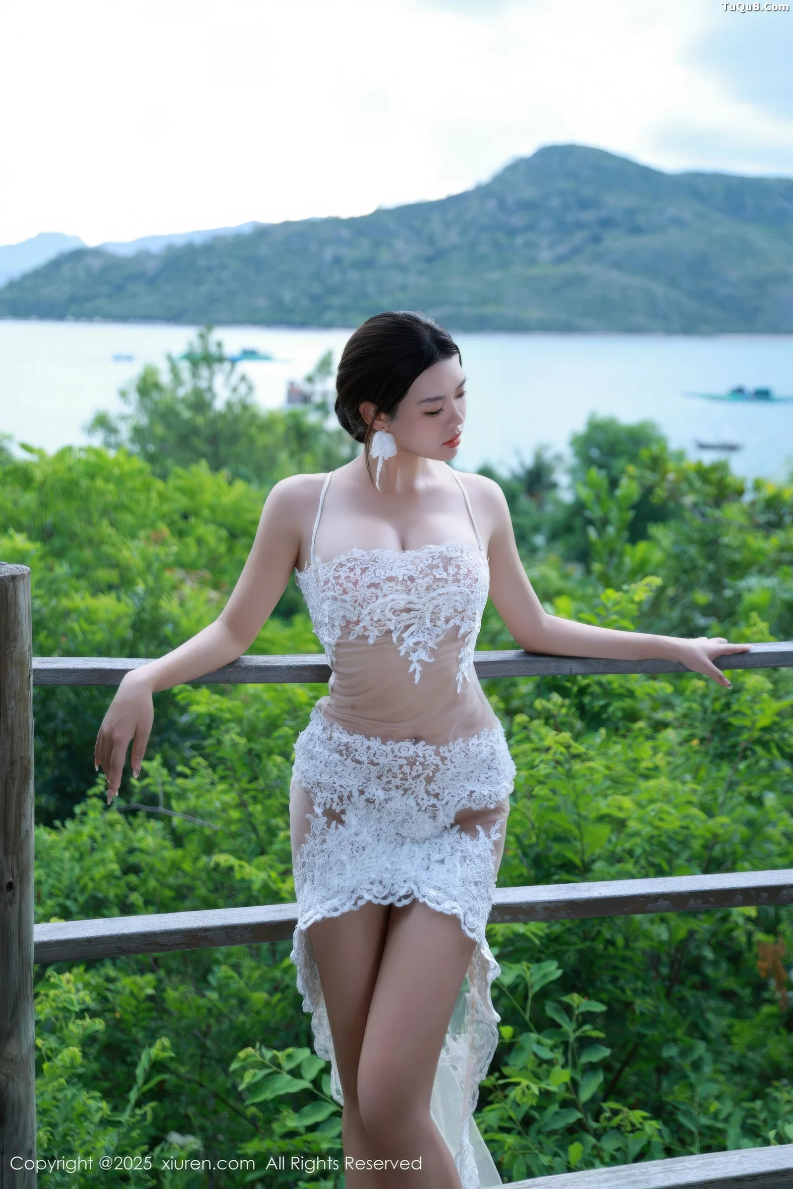 [[XiuRen秀人网]秀人网]No.10721_模特叮当DD性感白色情趣服饰配白色丝袜秀完美身材诱惑写真77P