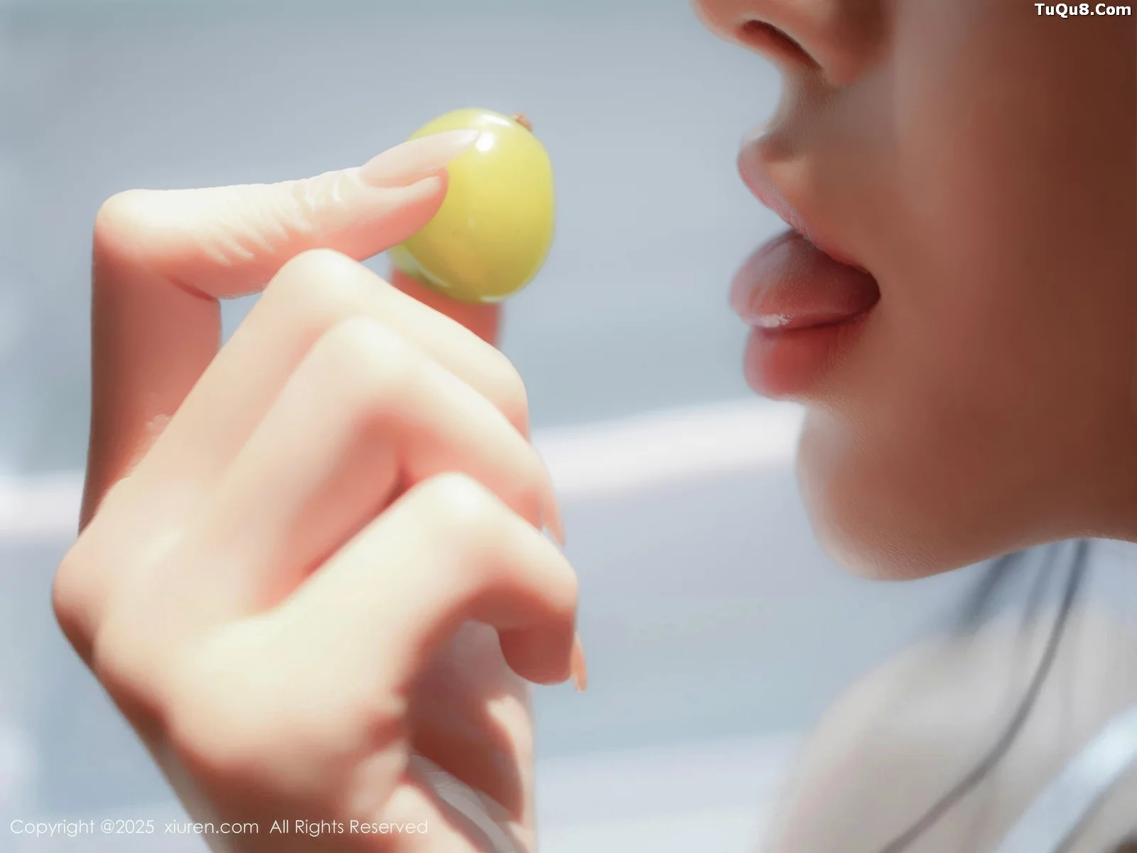 [[XiuRen秀人网]秀人网]No.10722_模特林嘉旎私房性感白色情趣内衣配白丝吊袜秀凹凸身材诱惑写真70P