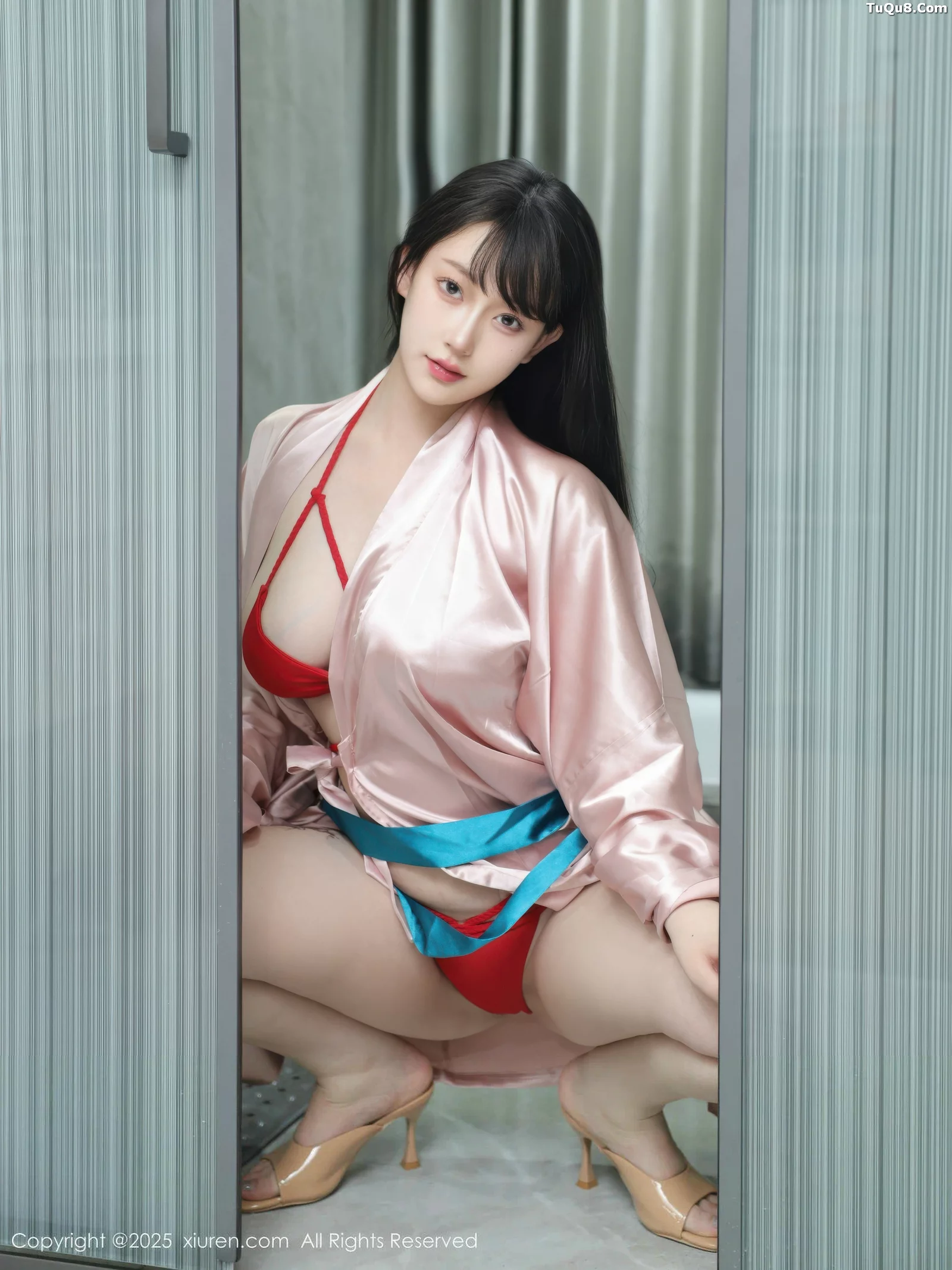 [[XiuRen秀人网]秀人网]No.10724_模特李沁恩lrene浴室场景性感红色比基尼秀丰腴身材撩人诱惑写真79P