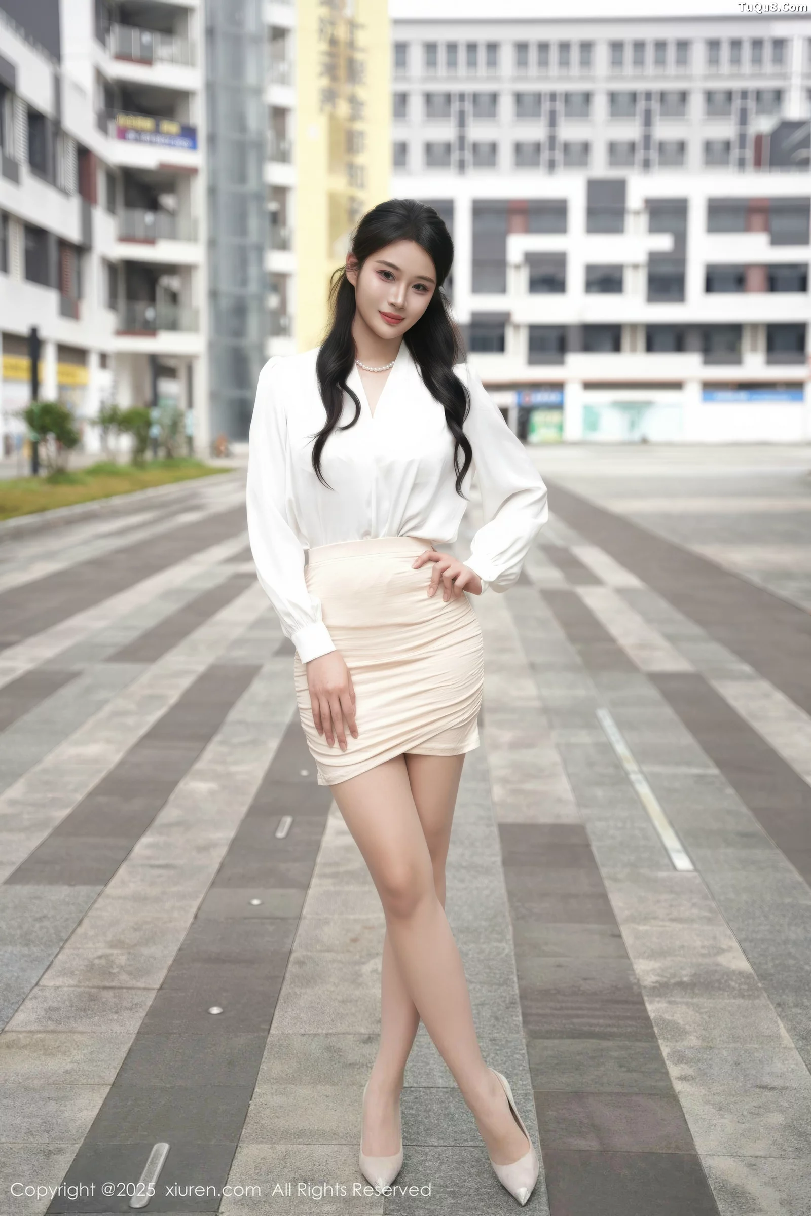 [[XiuRen秀人网]秀人网]No.10735_模特南乔性感白衬衫配白短裙露超薄肉丝秀白皙皮肤完美诱惑写真66P