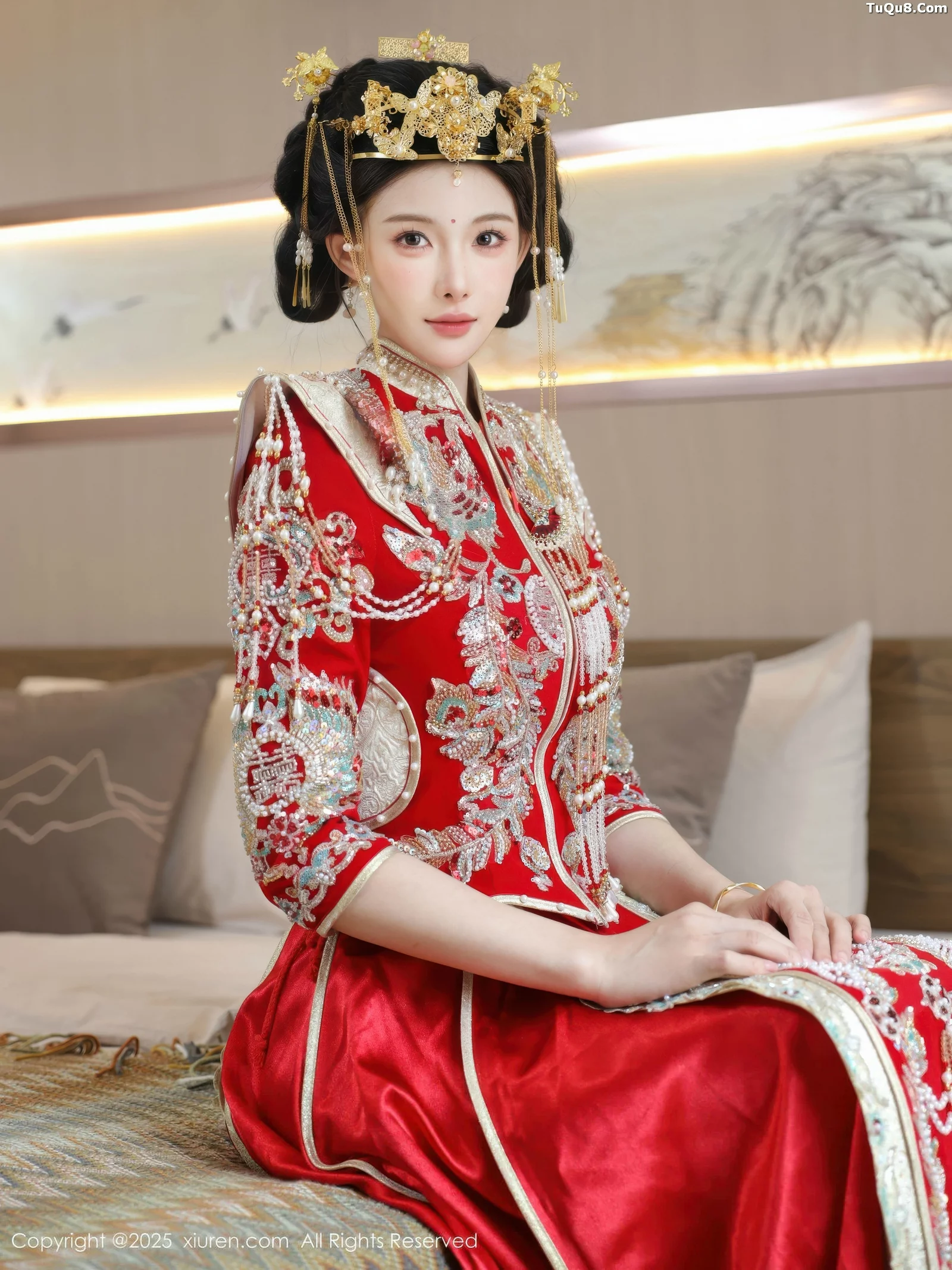 [[XiuRen秀人网]秀人网]No.10742_模特梨霜儿性感红色新娘服饰配肉色丝袜秀丰腴身材迷人诱惑写真84P