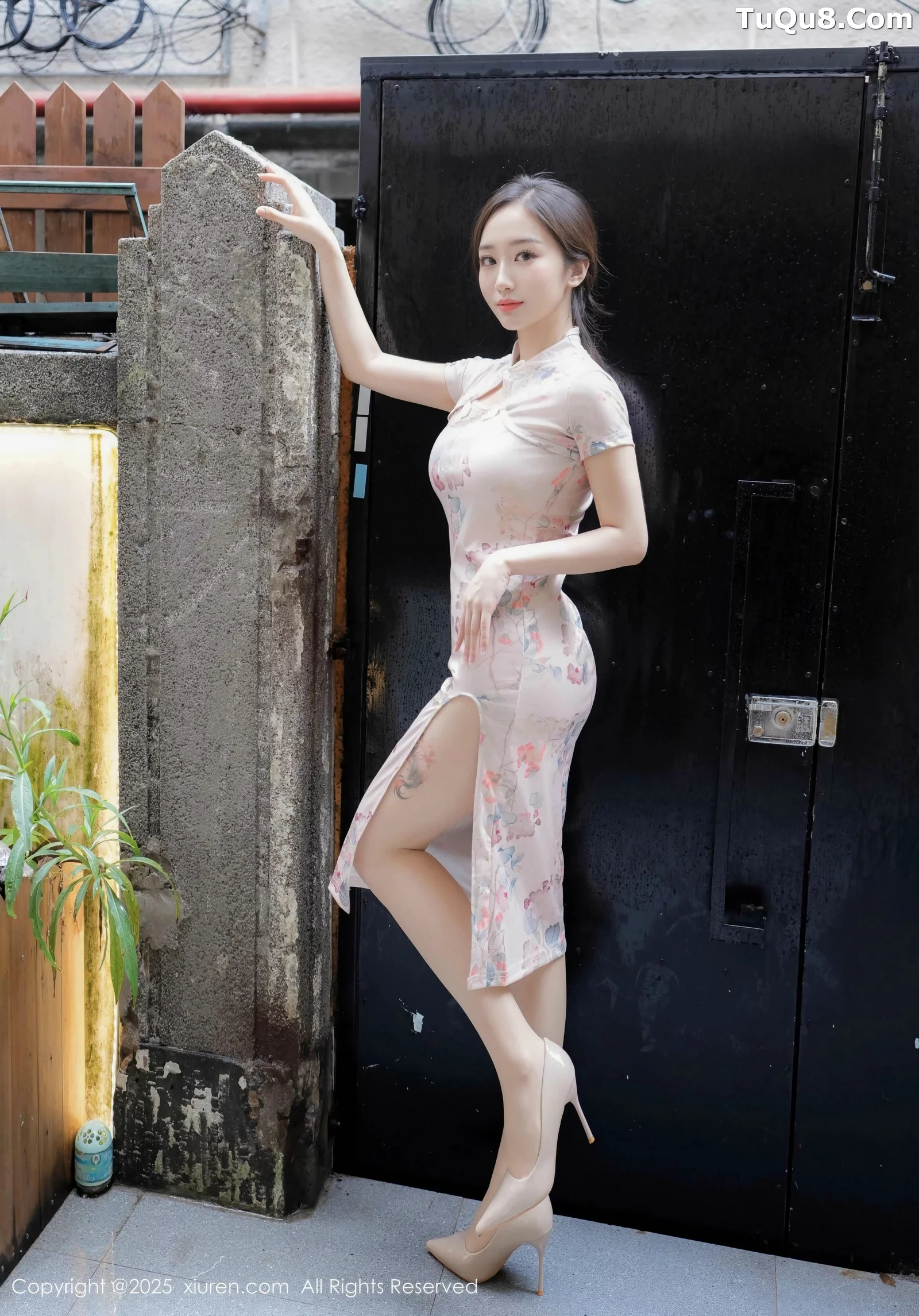 [[XiuRen秀人网]秀人网]No.10671_模特楠芝性感粉色旗袍露肉色内衣配超薄肉色秀丰满身材诱惑写真54P