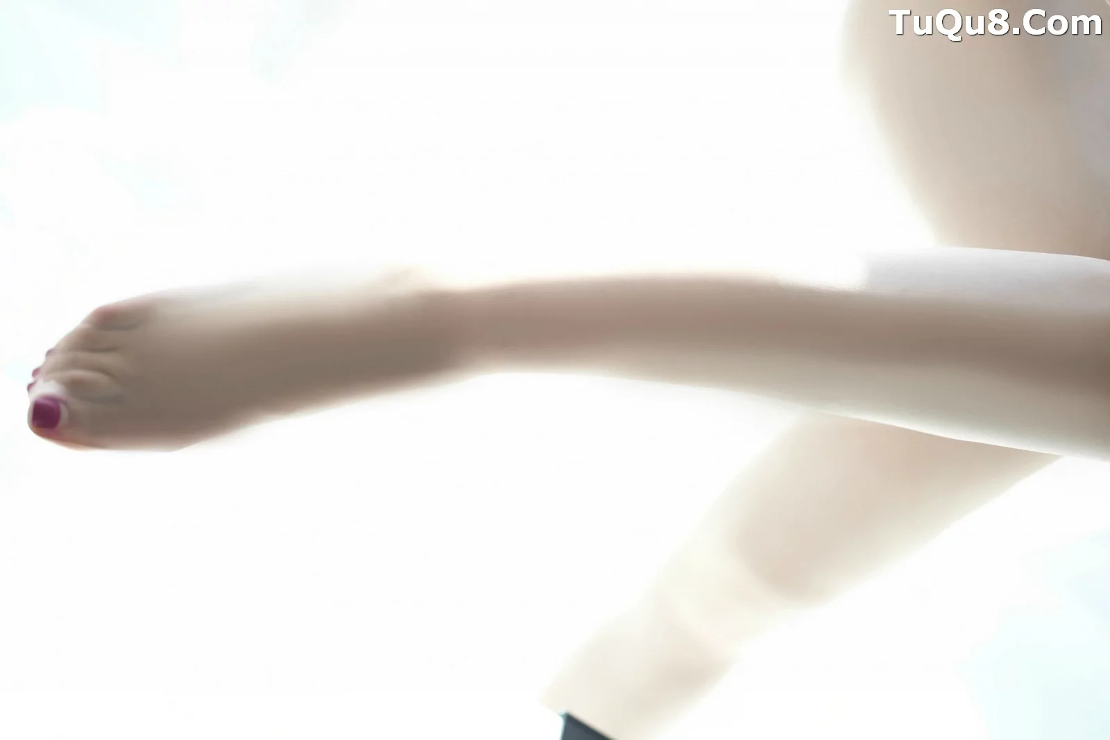 [YouMi尤蜜荟]Vol.1160_模特心妍小公主性感浅色连衣短裙配超薄肉丝秀丰满身材诱惑写真49P