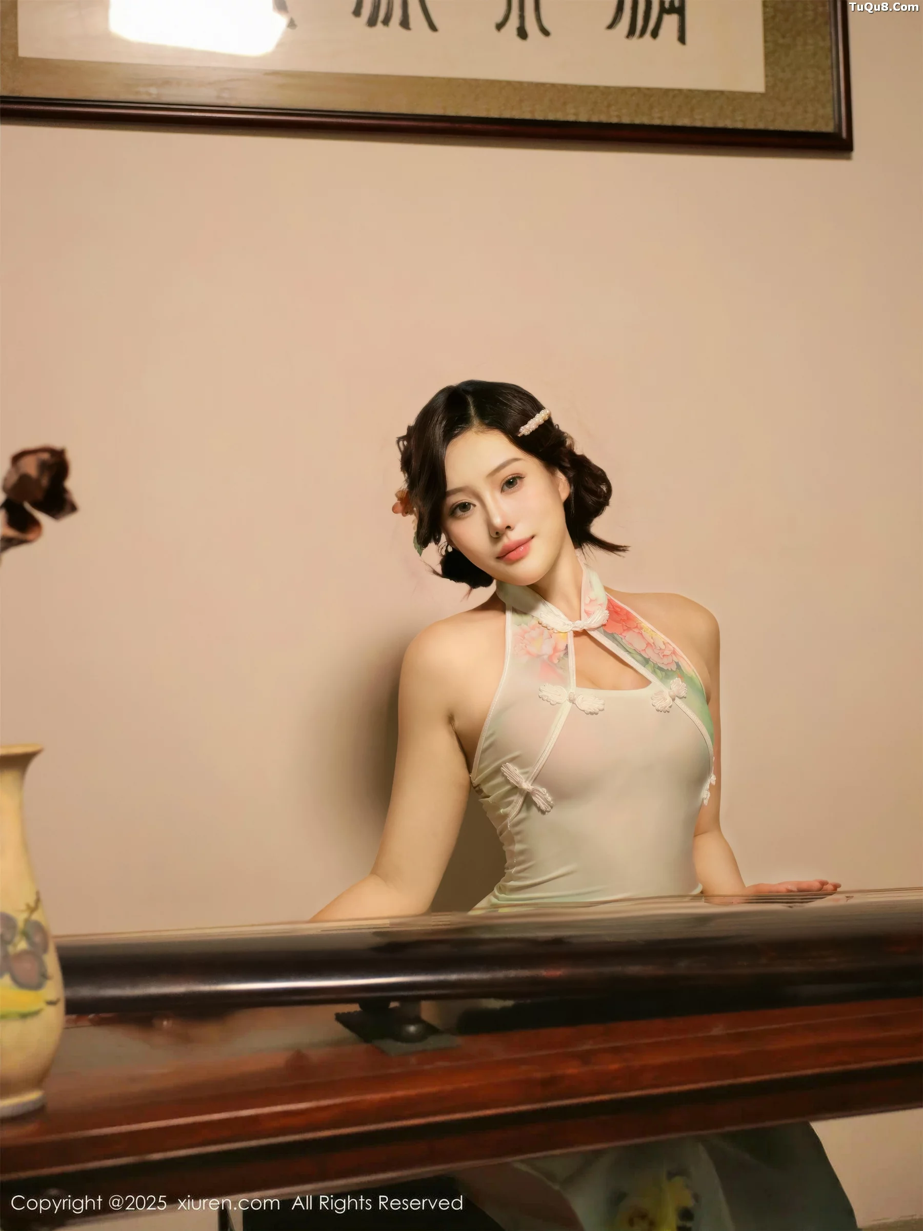 [[XiuRen秀人网]秀人网]No.10749_新人模特莉莉安娜o性感绿色旗袍配超薄肉丝秀丰满身材诱惑写真73P