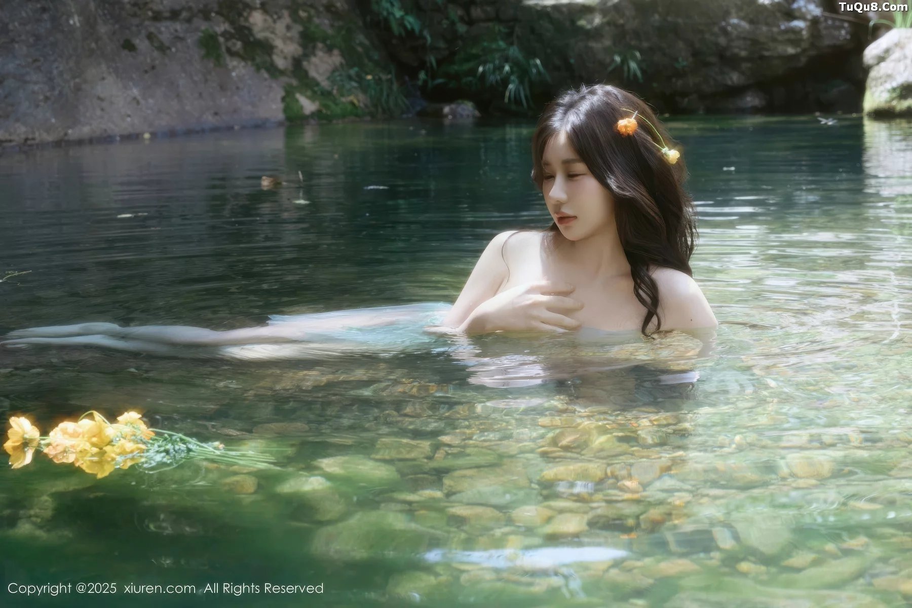 [[XiuRen秀人网]秀人网]No.10756_模特尹甜甜户外小溪性感薄纱亮片裙湿身秀丰腴身材惹火诱惑写真60P