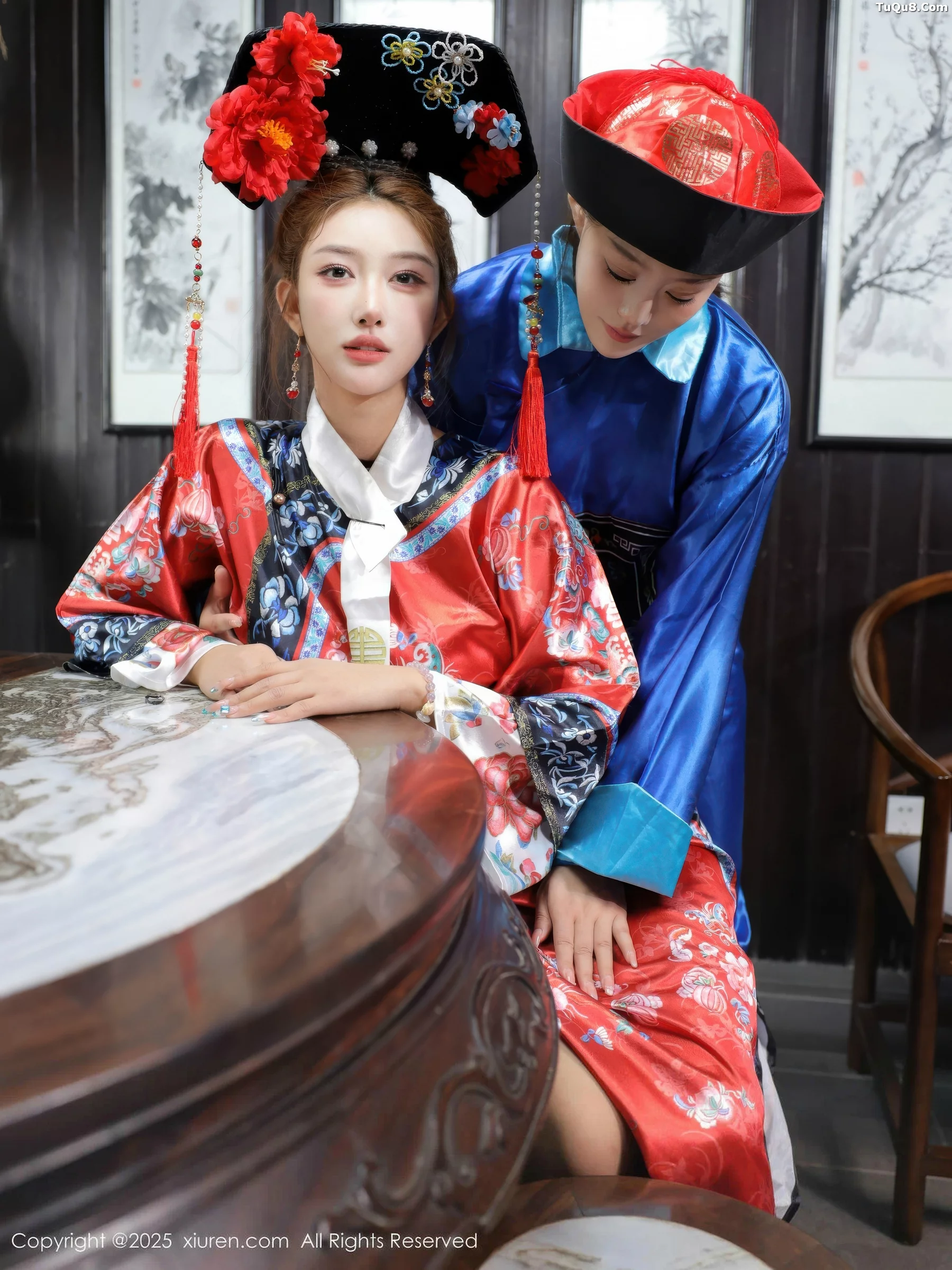 [[XiuRen秀人网]秀人网]No.10762_模特金允希Yuki性感姐妹花古装Cos旗袍秀丰腴身姿撩人诱惑写真65P