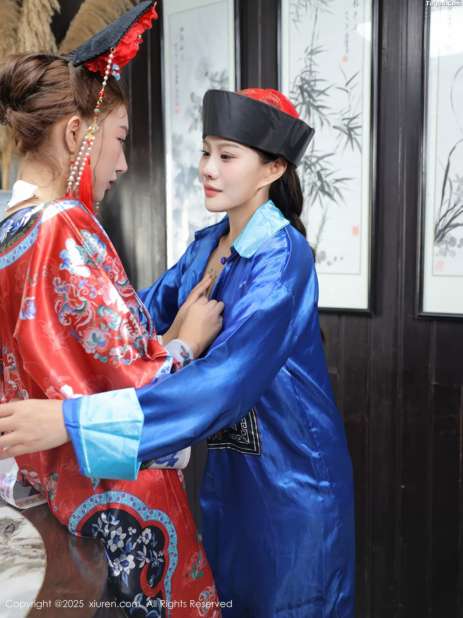 [[XiuRen秀人网]秀人网]No.10762_模特金允希Yuki性感姐妹花古装Cos旗袍秀丰腴身姿撩人诱惑写真65P