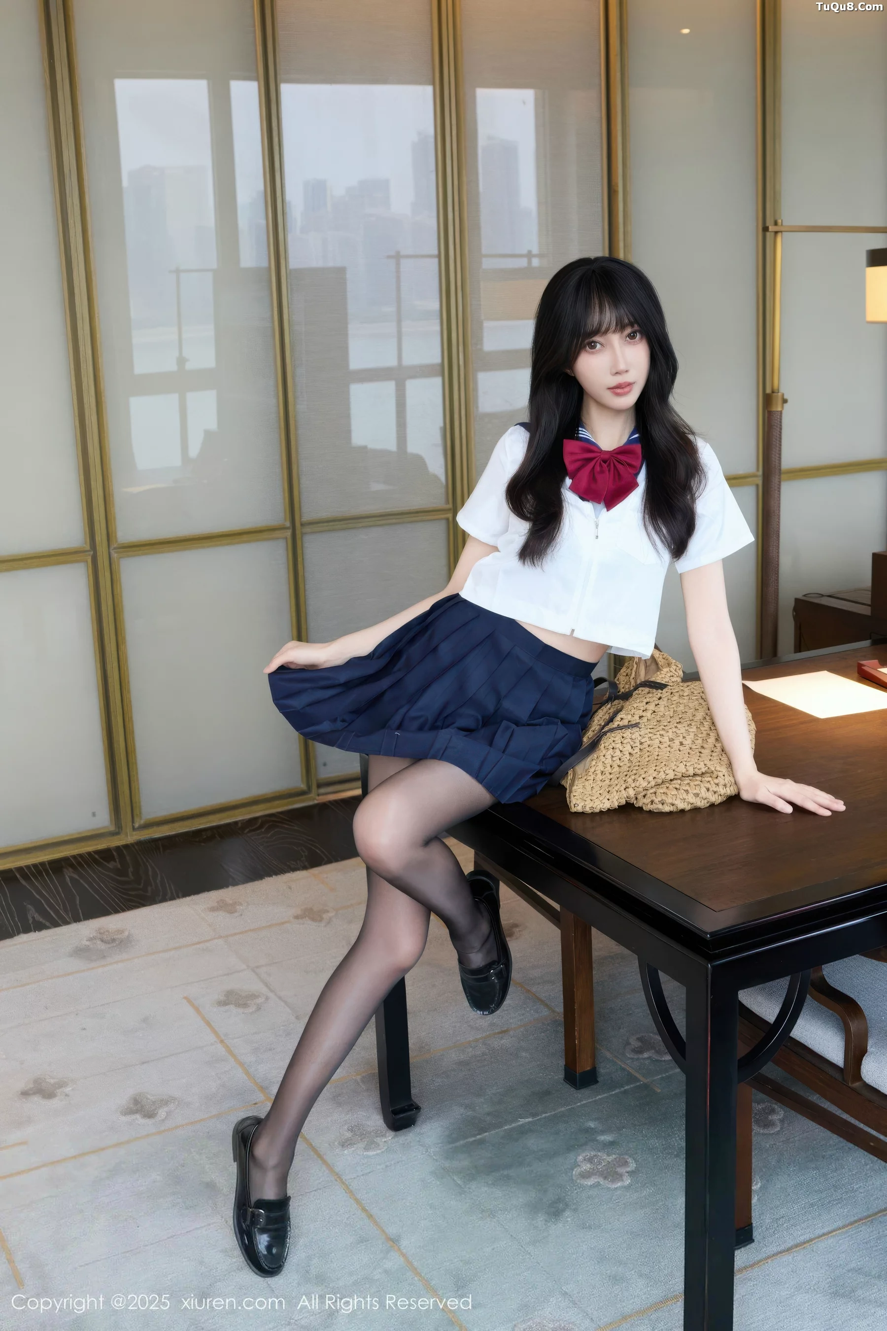 [[XiuRen秀人网]秀人网]No.10766_模特玥儿玥er私房性感JK制服配超薄黑丝秀曼妙身姿迷人诱惑写真68P