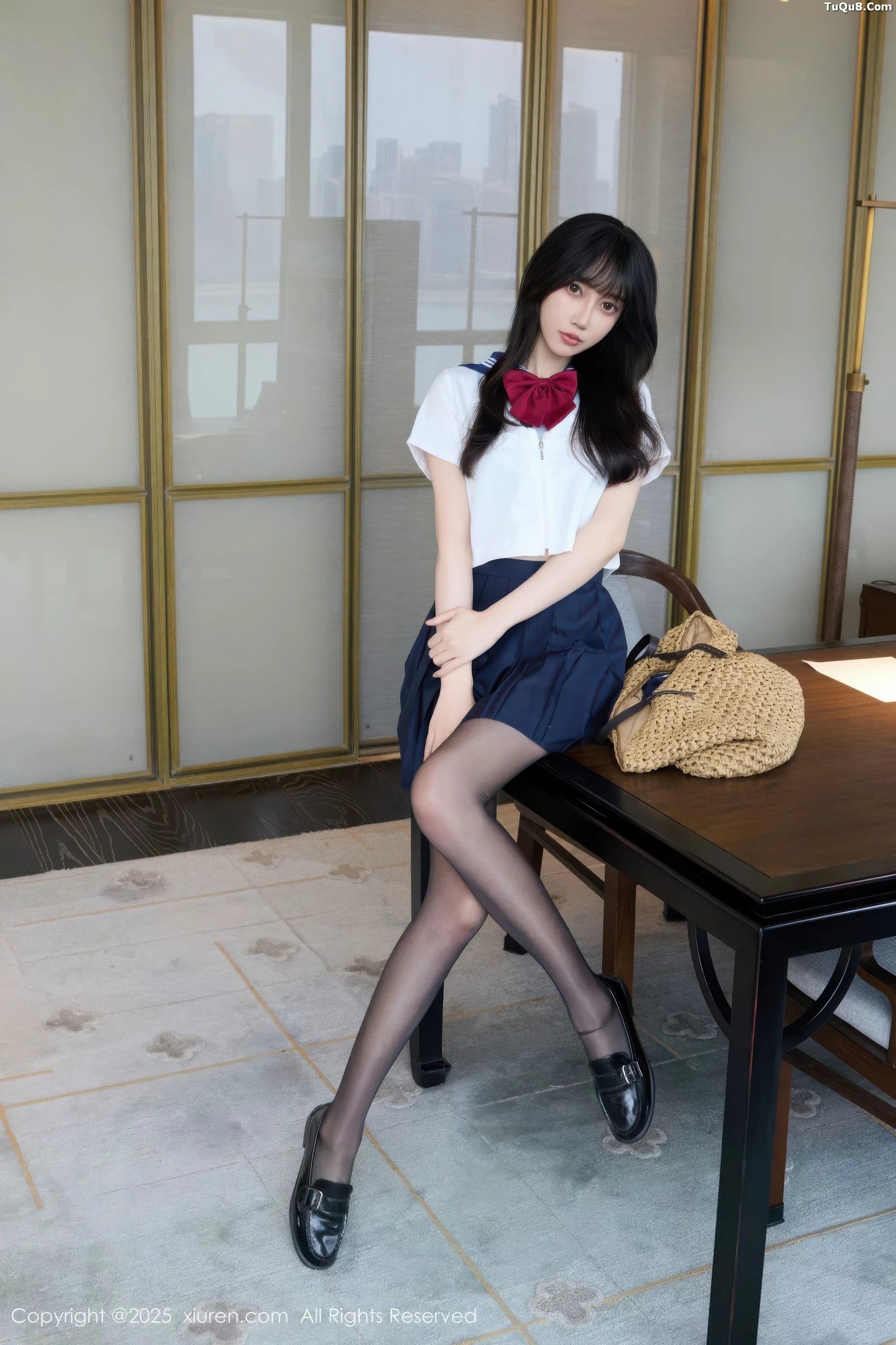 [[XiuRen秀人网]秀人网]No.10766_模特玥儿玥er私房性感JK制服配超薄黑丝秀曼妙身姿迷人诱惑写真68P