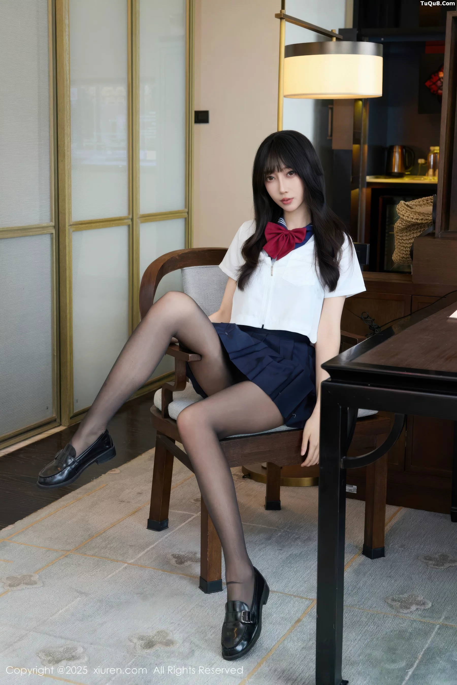 [[XiuRen秀人网]秀人网]No.10766_模特玥儿玥er私房性感JK制服配超薄黑丝秀曼妙身姿迷人诱惑写真68P