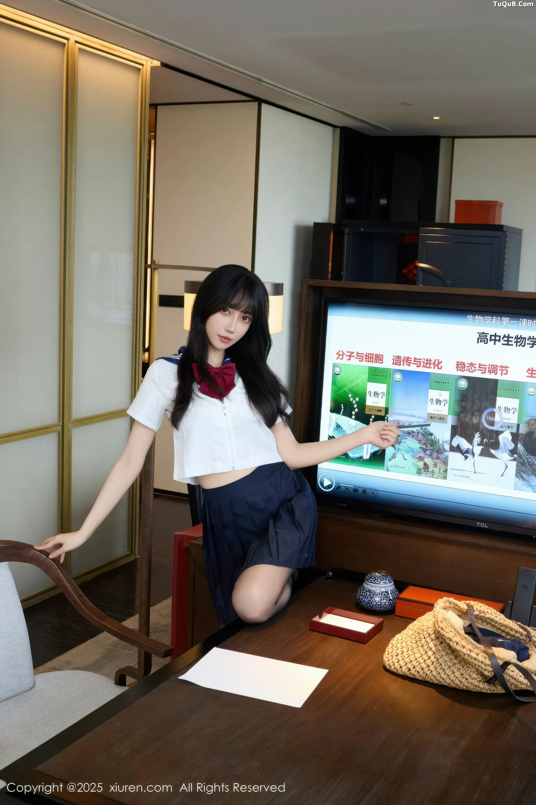 [[XiuRen秀人网]秀人网]No.10766_模特玥儿玥er私房性感JK制服配超薄黑丝秀曼妙身姿迷人诱惑写真68P