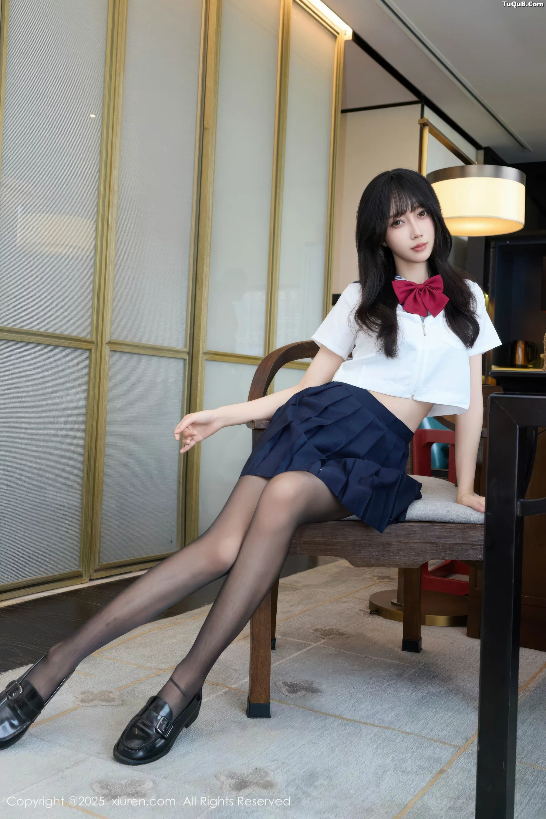 [[XiuRen秀人网]秀人网]No.10766_模特玥儿玥er私房性感JK制服配超薄黑丝秀曼妙身姿迷人诱惑写真68P