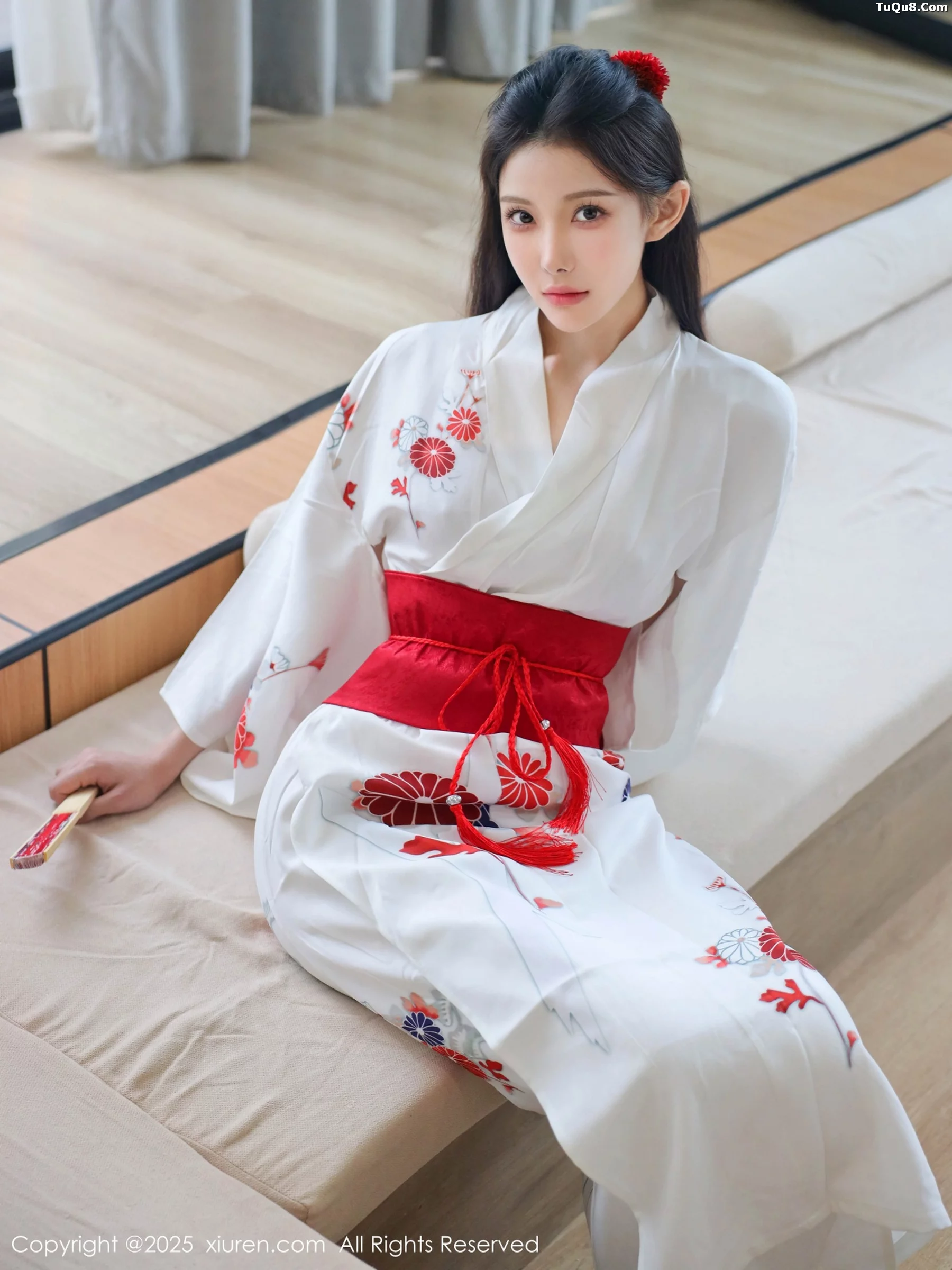 [[XiuRen秀人网]秀人网]No.10767_模特梨霜儿性感粉色蕾丝内衣配粉色丝袜秀丰腴身材迷人诱惑写真83P