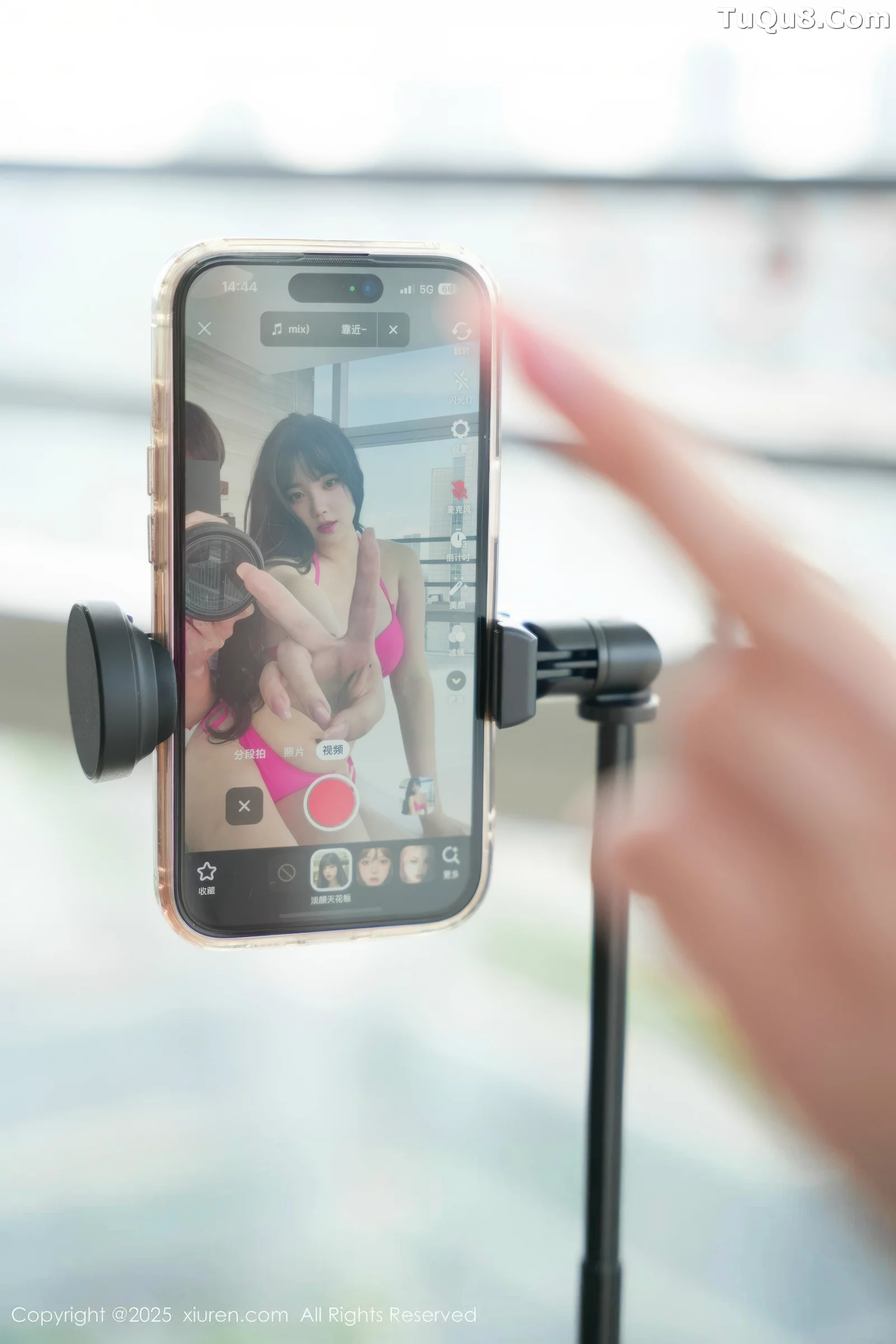 [[XiuRen秀人网]秀人网]No.10675_模特软情私房浴室性感玫红色比基尼秀曼妙身姿完美诱惑写真76P