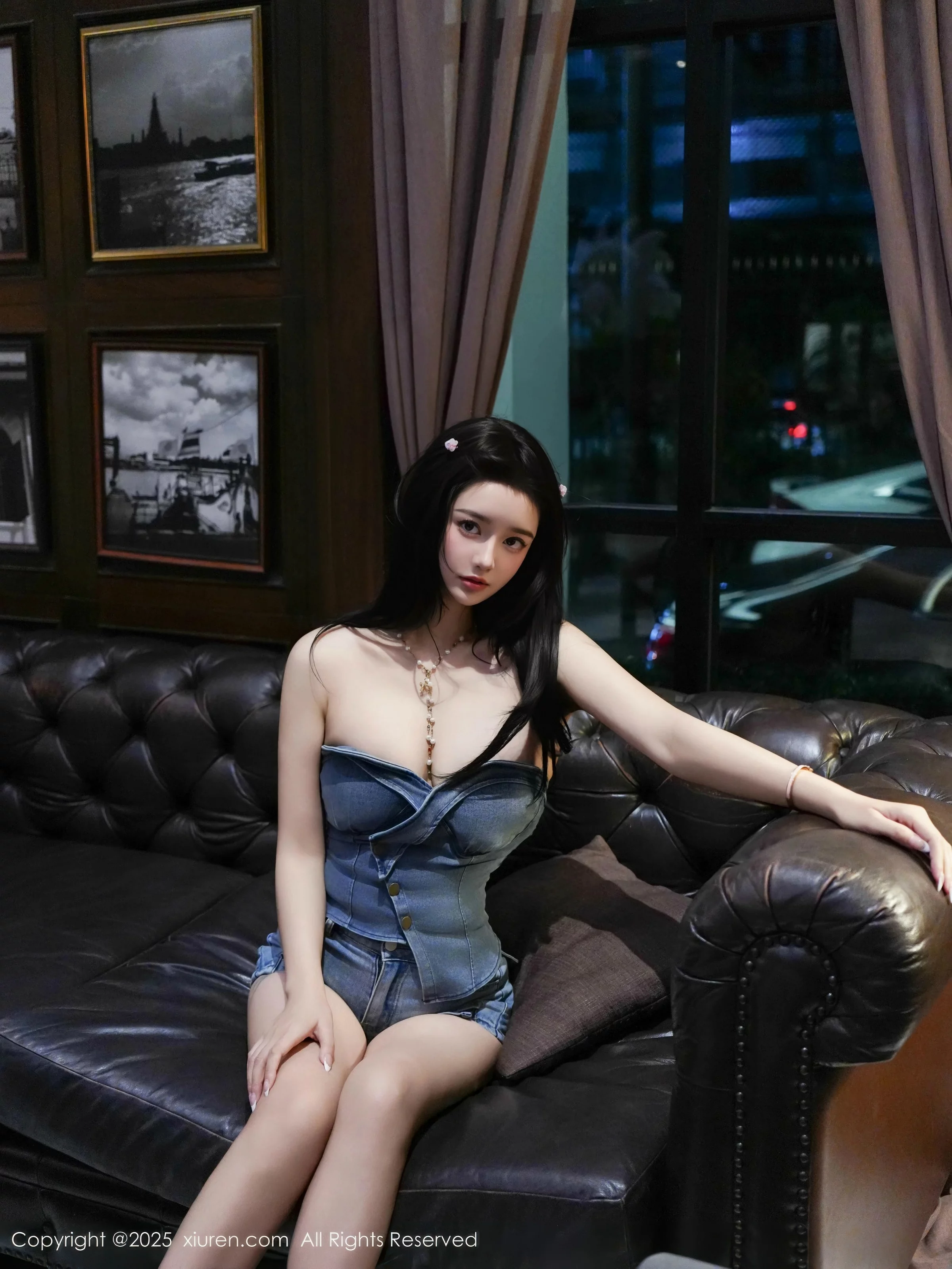 [[XiuRen秀人网]秀人网]No.10685_新人模特特蕾莎性感蓝色牛仔短裤服饰秀凹凸身材完美诱惑写真69P