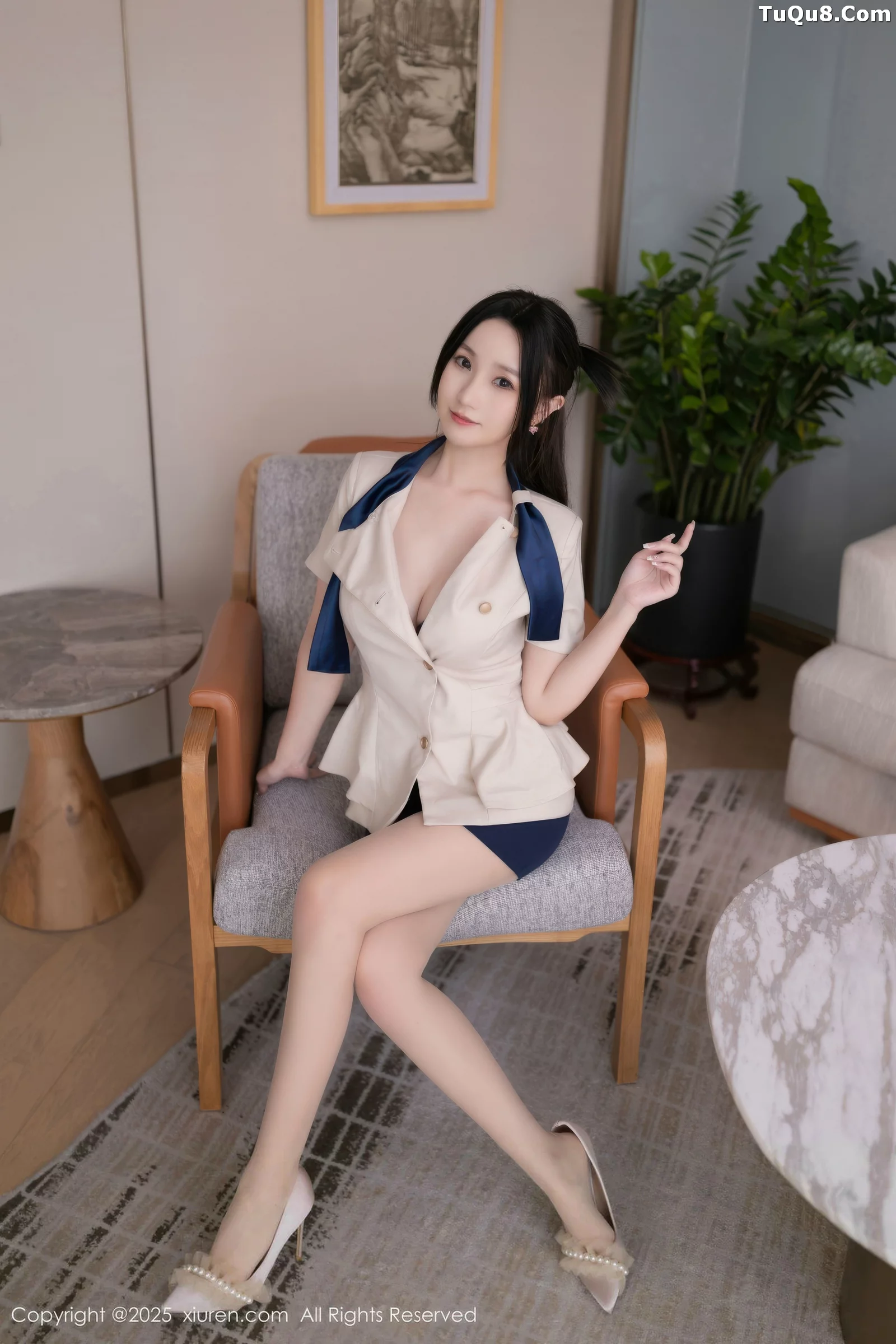 [[XiuRen秀人网]秀人网]No.10697_模特杏子Yada性感OL服饰配超薄肉丝秀曼妙身姿撩人诱惑写真83P