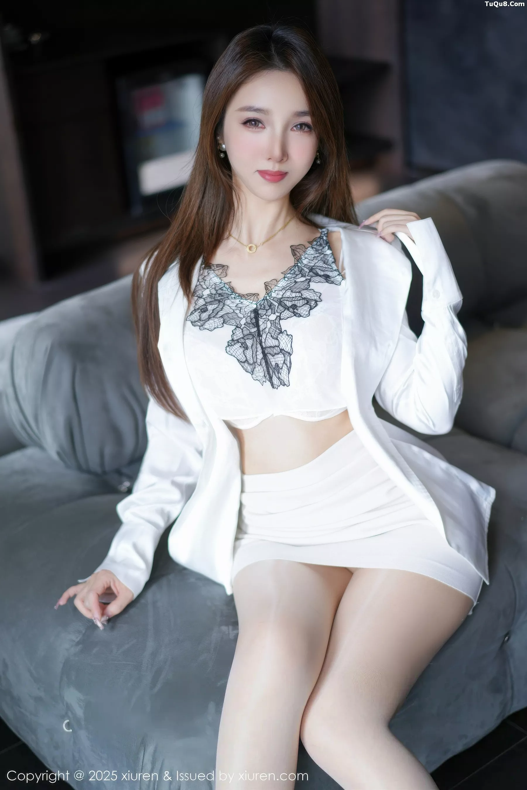 [[XiuRen秀人网]秀人网]No.10872_模特桃桃·夭夭twins白色蕾丝内衣配超薄肉丝秀曼妙身姿诱惑写真60P