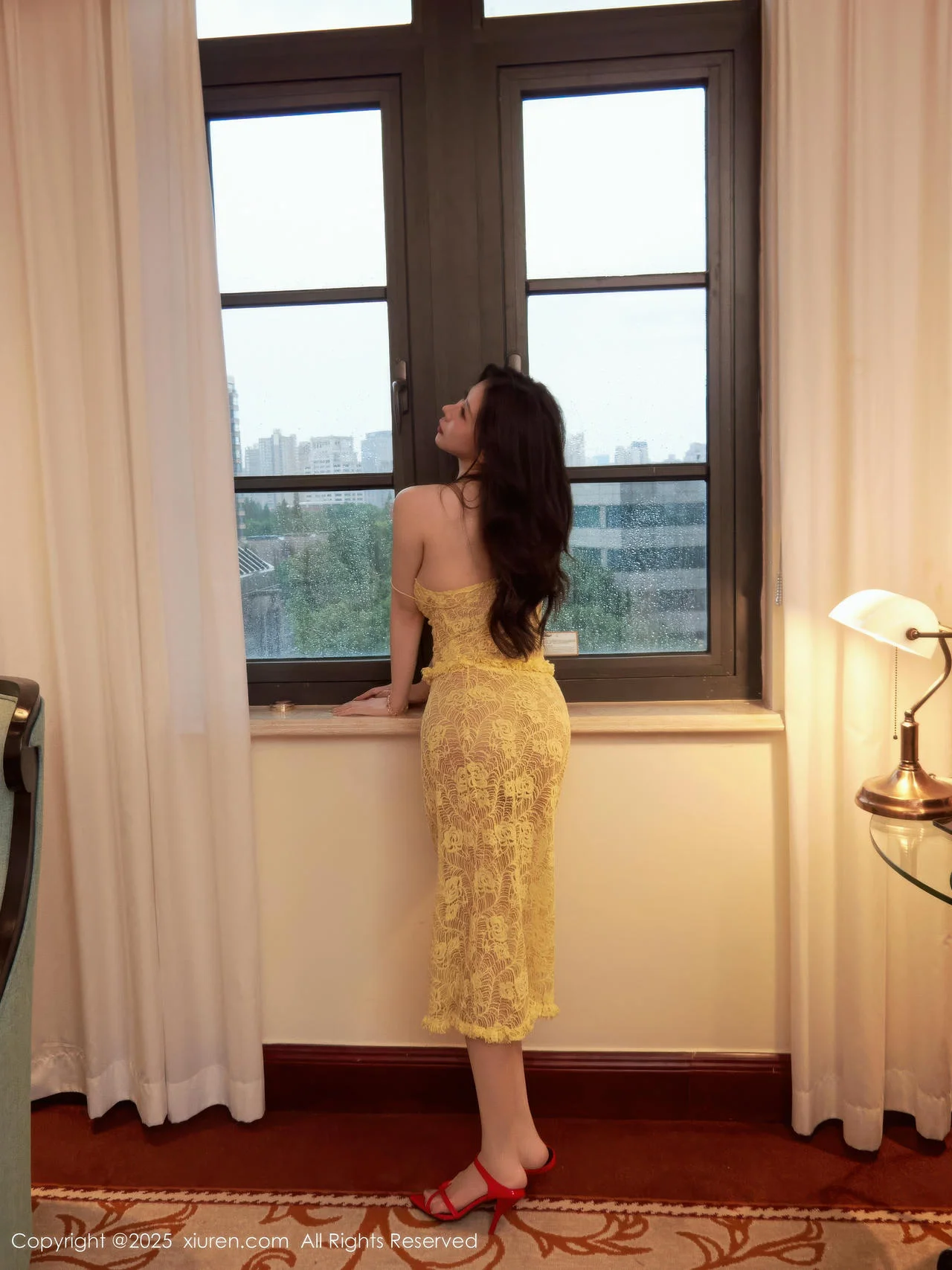 [[XiuRen秀人网]秀人网]No.10879_模特尹甜甜sunny性感淡黄蕾丝裙配超薄肉色秀完美身材诱惑写真82P