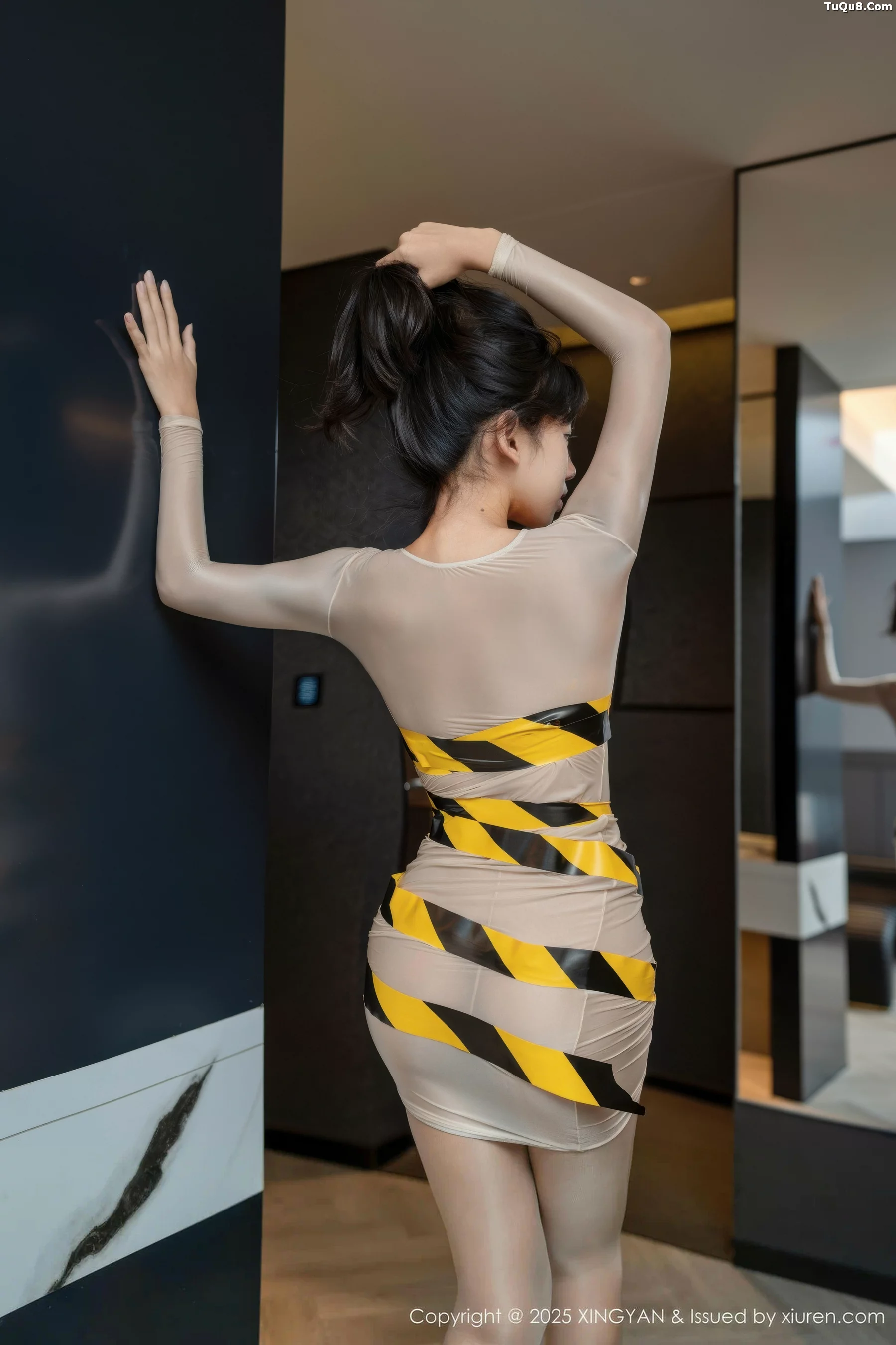 [XINGYAN星颜社]VOL.421_模特时安安性感肉色连衣短裙配超薄肉丝秀柔美身姿诱惑写真71P