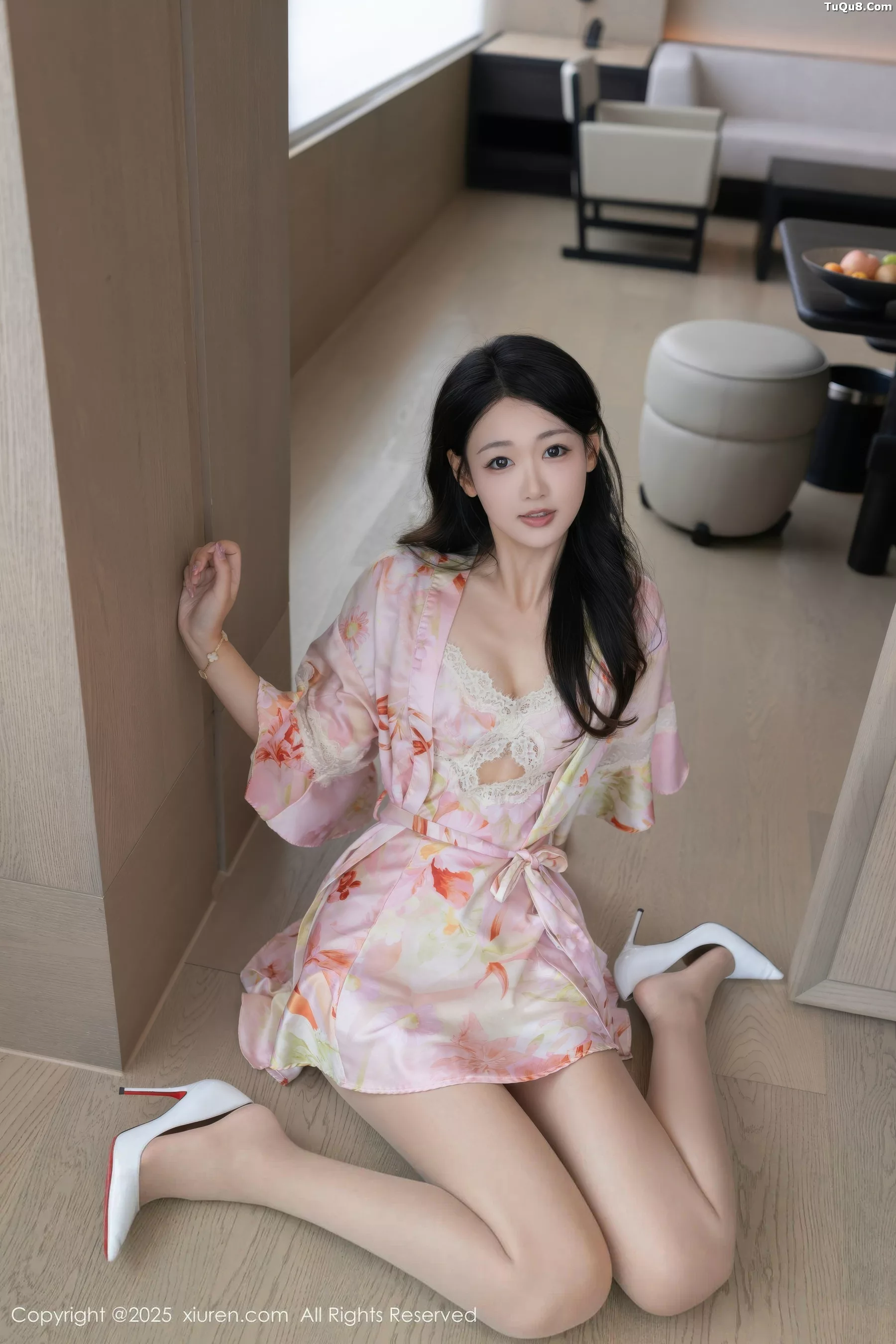 [[XiuRen秀人网]秀人网]No.10970_模特唐安琪性感粉色睡袍露粉色内衣配超薄肉丝秀曼妙身姿诱惑写真76P