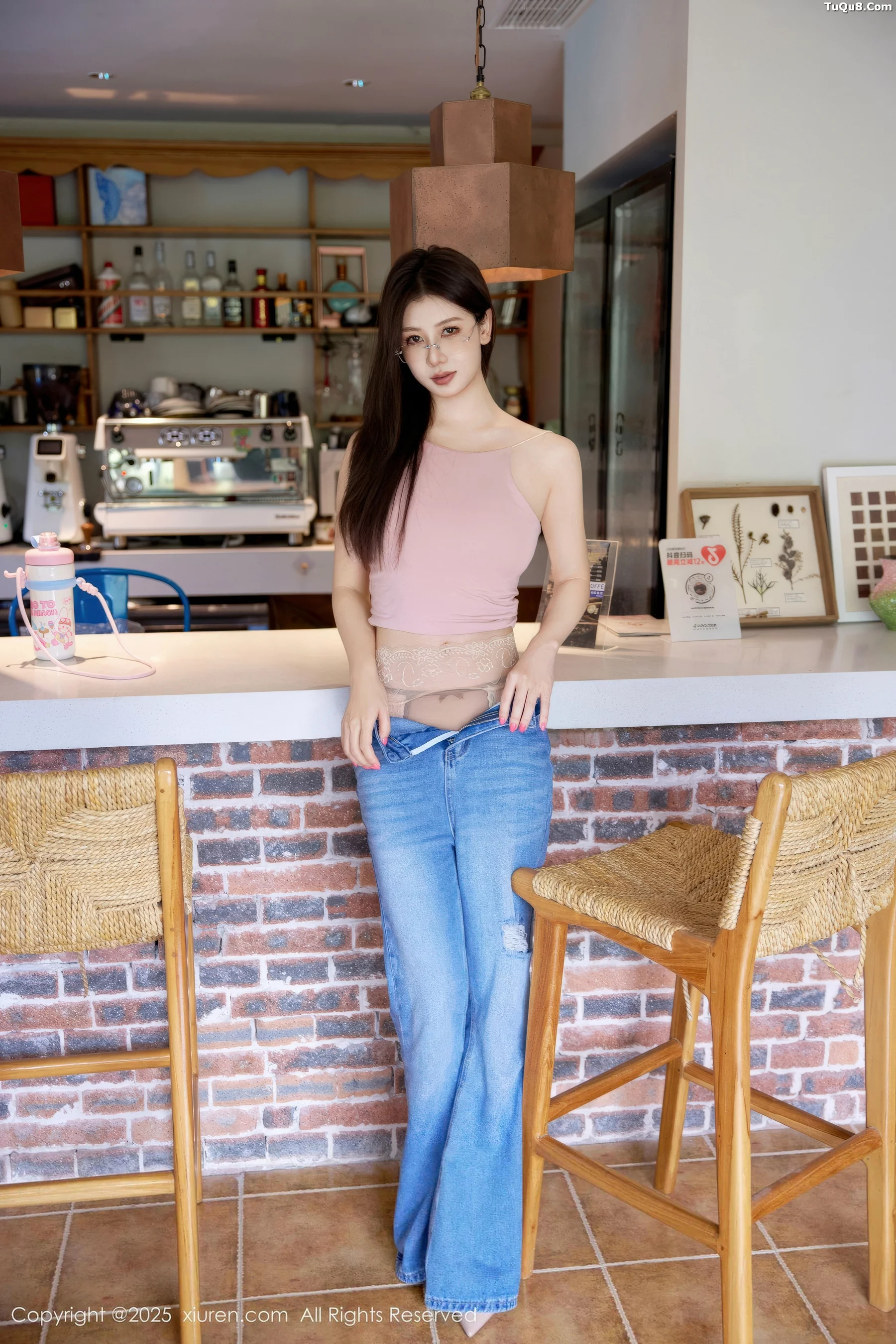 [[XiuRen秀人网]秀人网]No.10983_模特尹甜甜sunny性感粉色上衣配蓝色牛仔裤秀完美身材诱惑写真83P