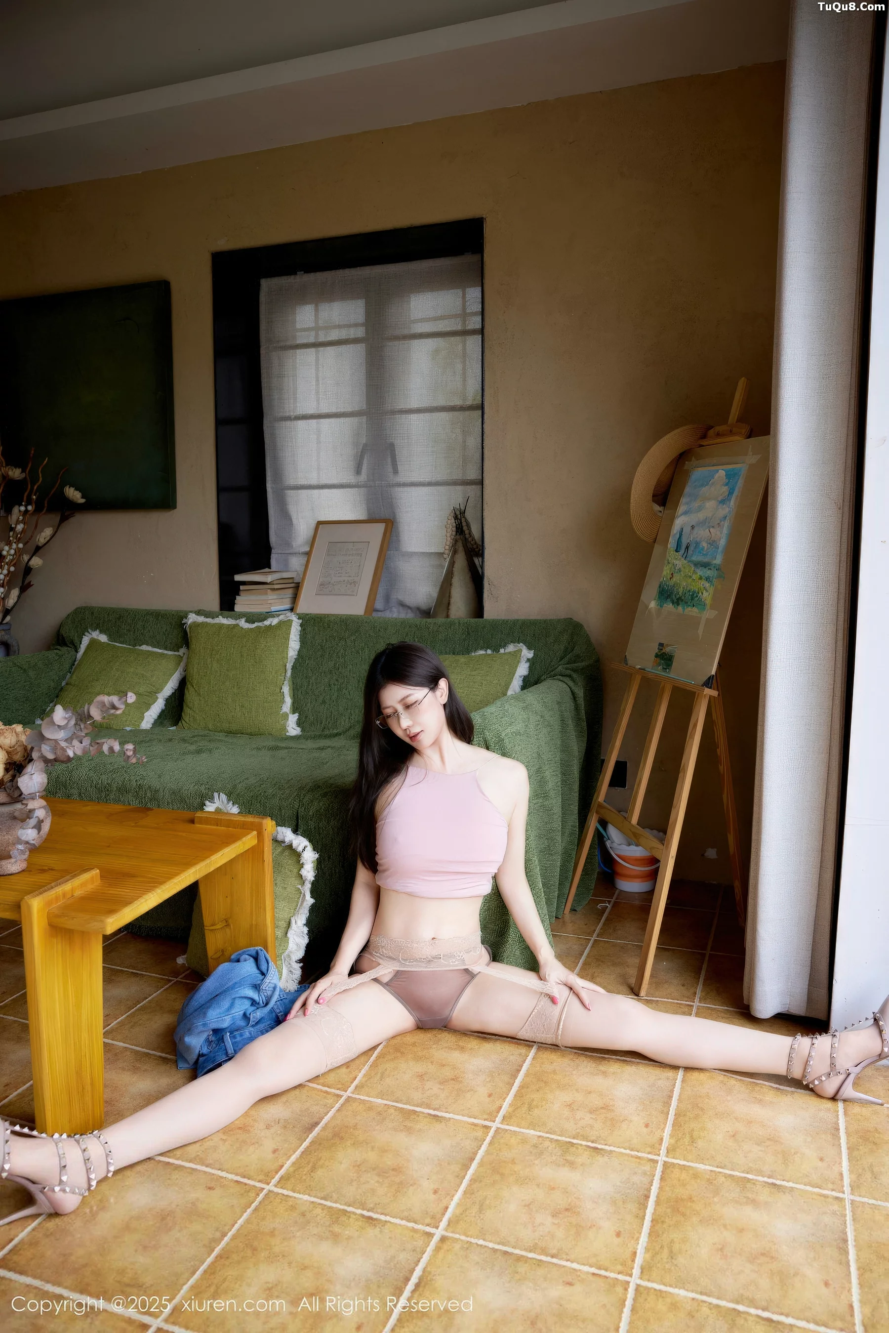 [[XiuRen秀人网]秀人网]No.10983_模特尹甜甜sunny性感粉色上衣配蓝色牛仔裤秀完美身材诱惑写真83P