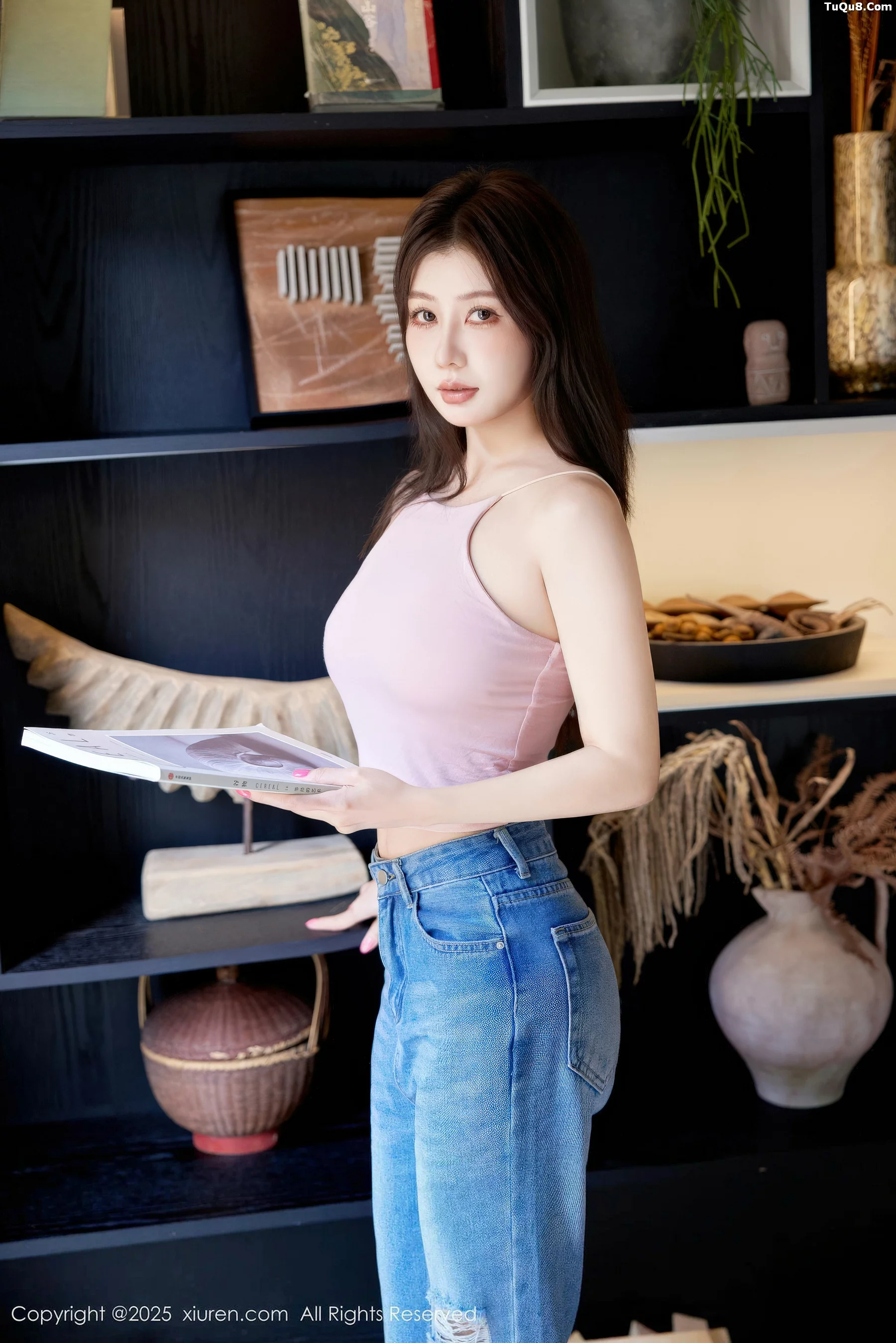 [[XiuRen秀人网]秀人网]No.10983_模特尹甜甜sunny性感粉色上衣配蓝色牛仔裤秀完美身材诱惑写真83P