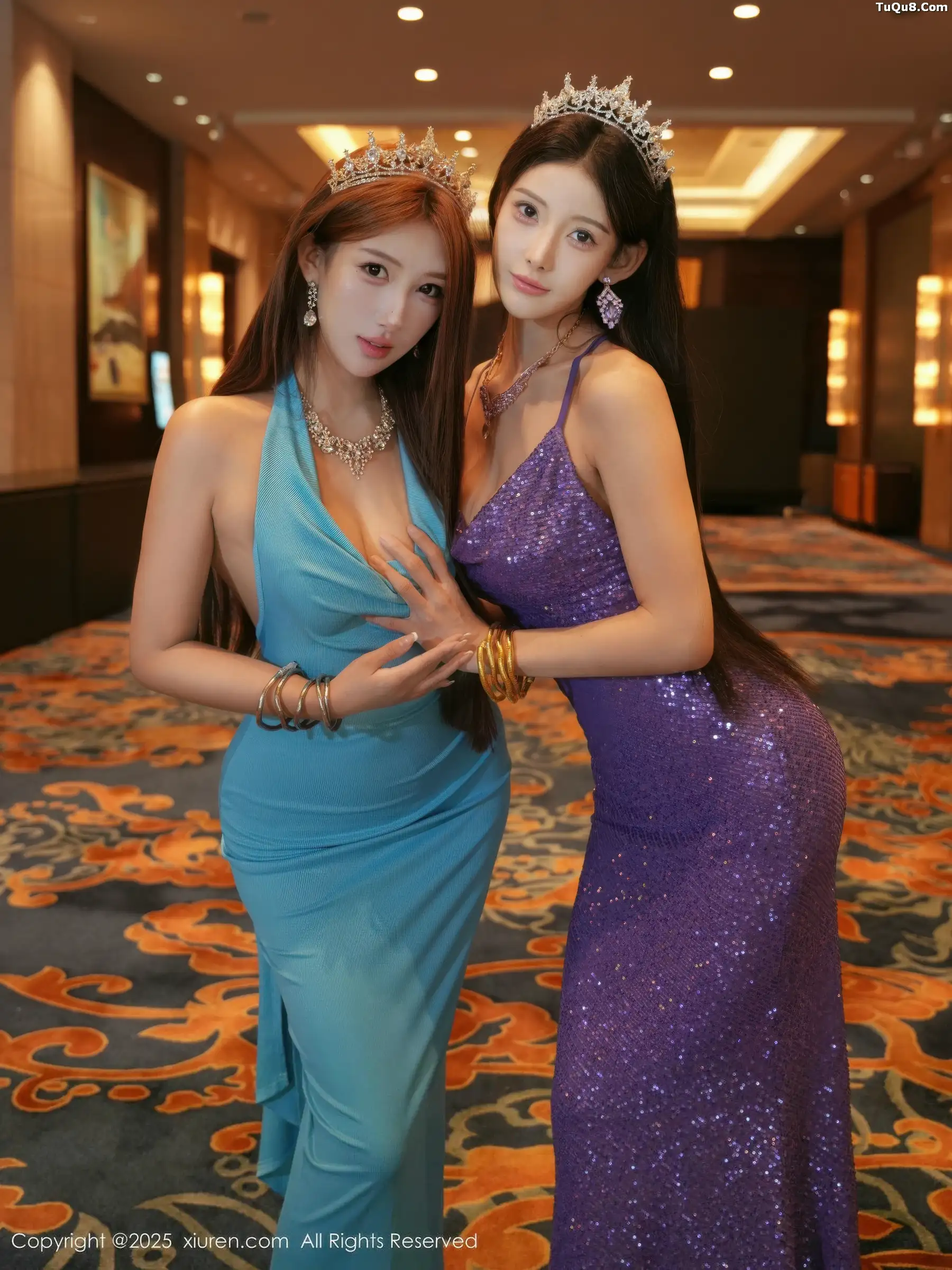 [[XiuRen秀人网]秀人网]No.10996_模特合集梨霜儿＆金允希Yuki性感双人礼服秀丰腴身材诱惑写真68P