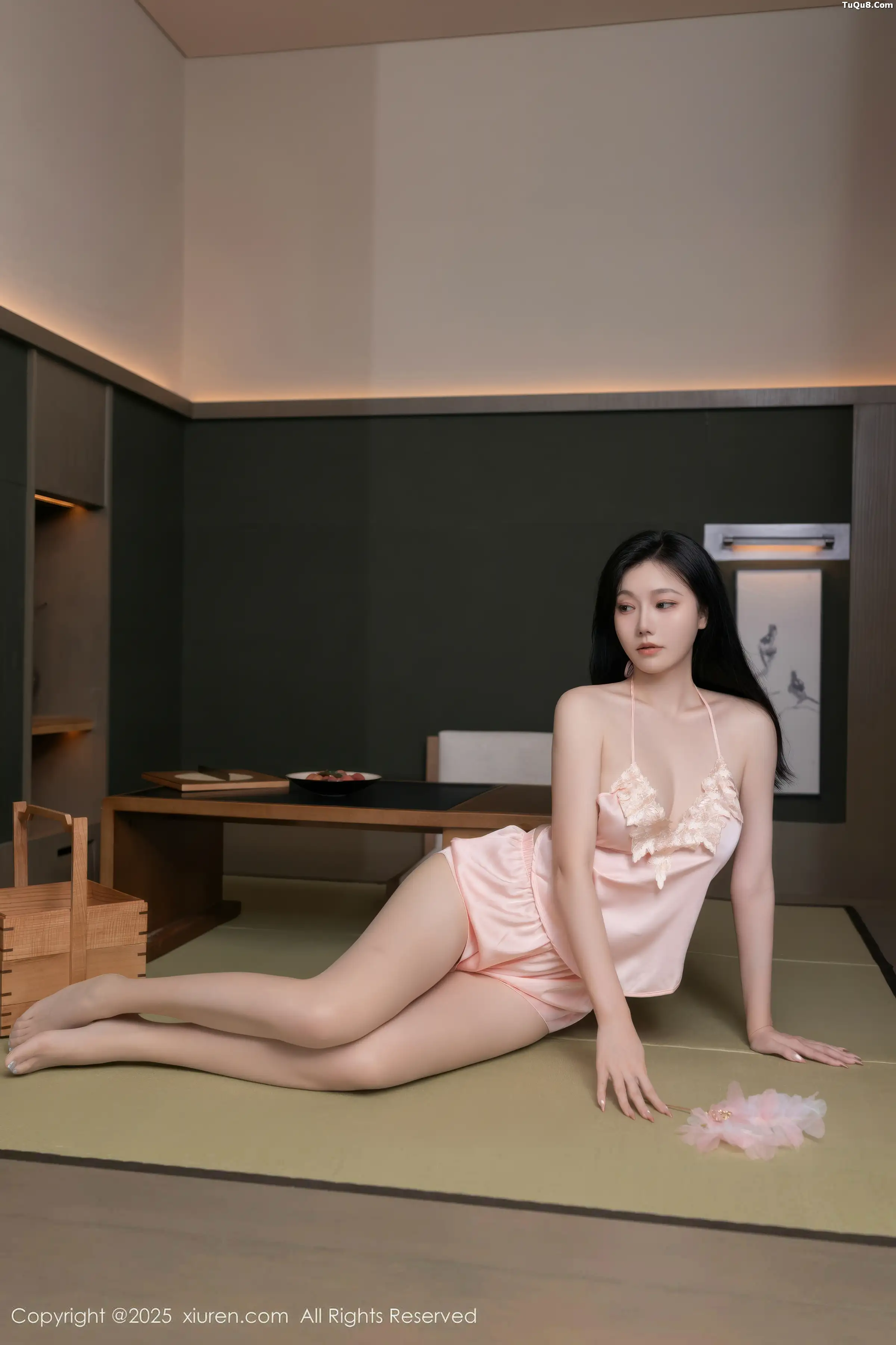 [[XiuRen秀人网]秀人网]No.11002_模特安然anran性感粉色情趣套装配超薄肉丝秀曼妙身姿诱惑写真78P